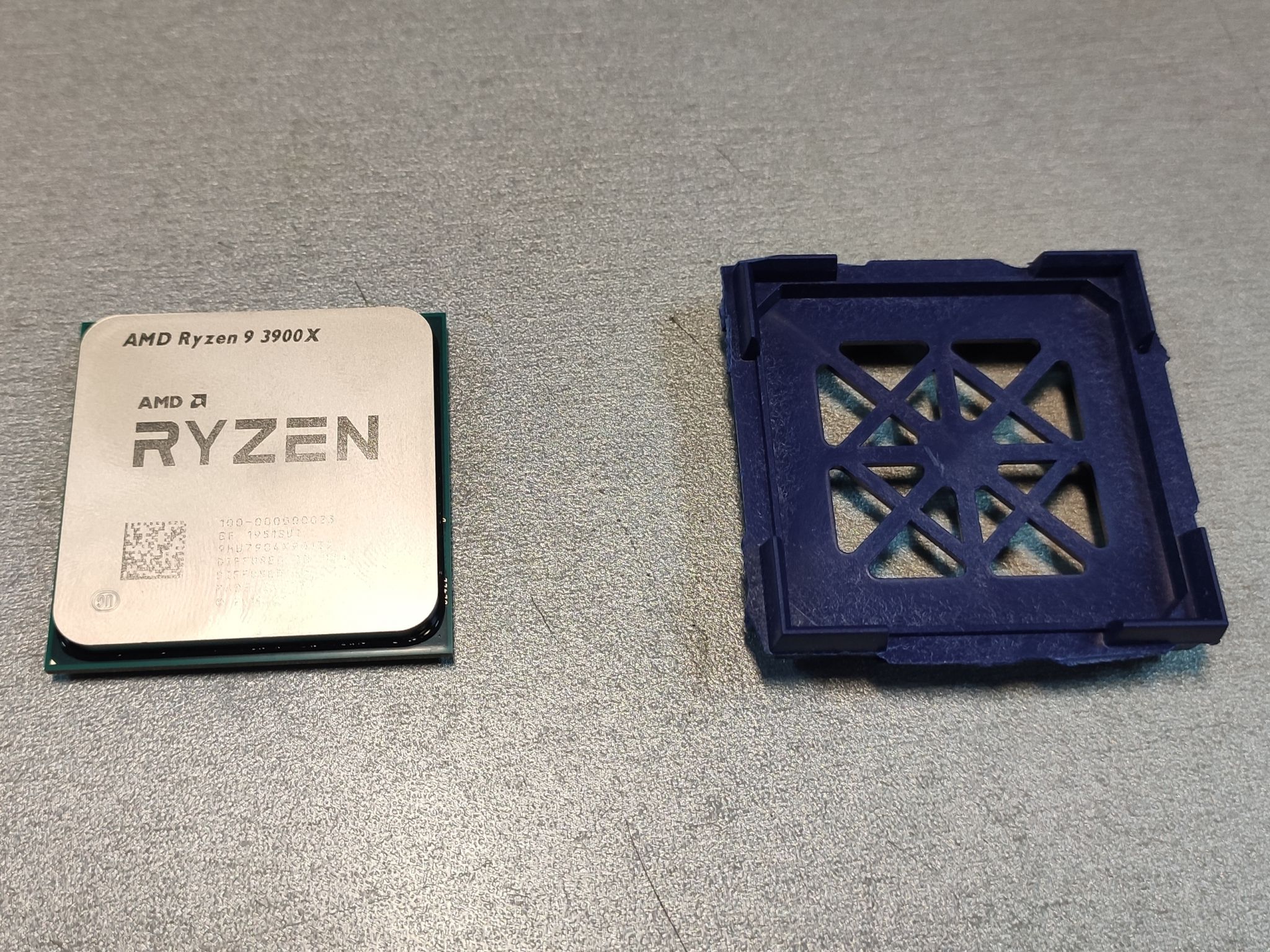 Amd ryzen 9 5900x oem. AMD Ryzen 9 3900x. Процессор AMD Ryzen 9 3900 am4. Процессор AMD Ryzen 9 5950x OEM. Процессор AMD Ryzen 9 5900x.