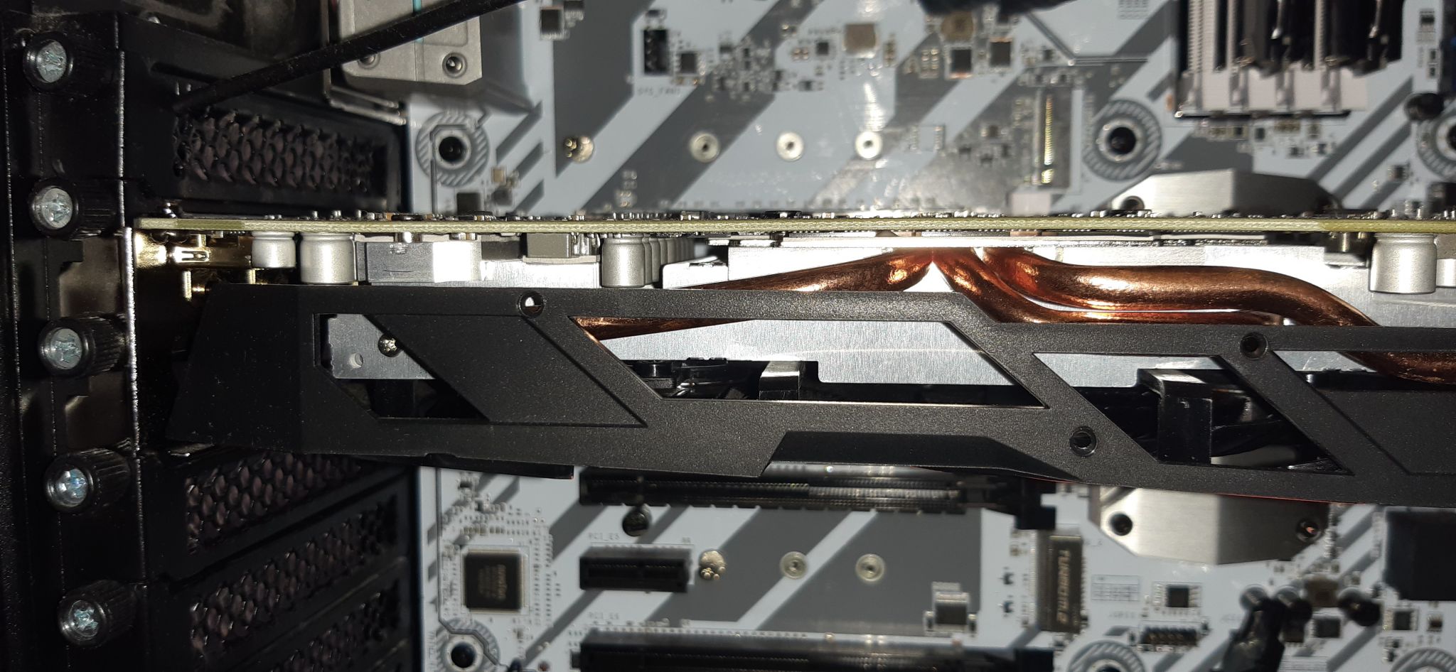 Rx580 не выводит изображение