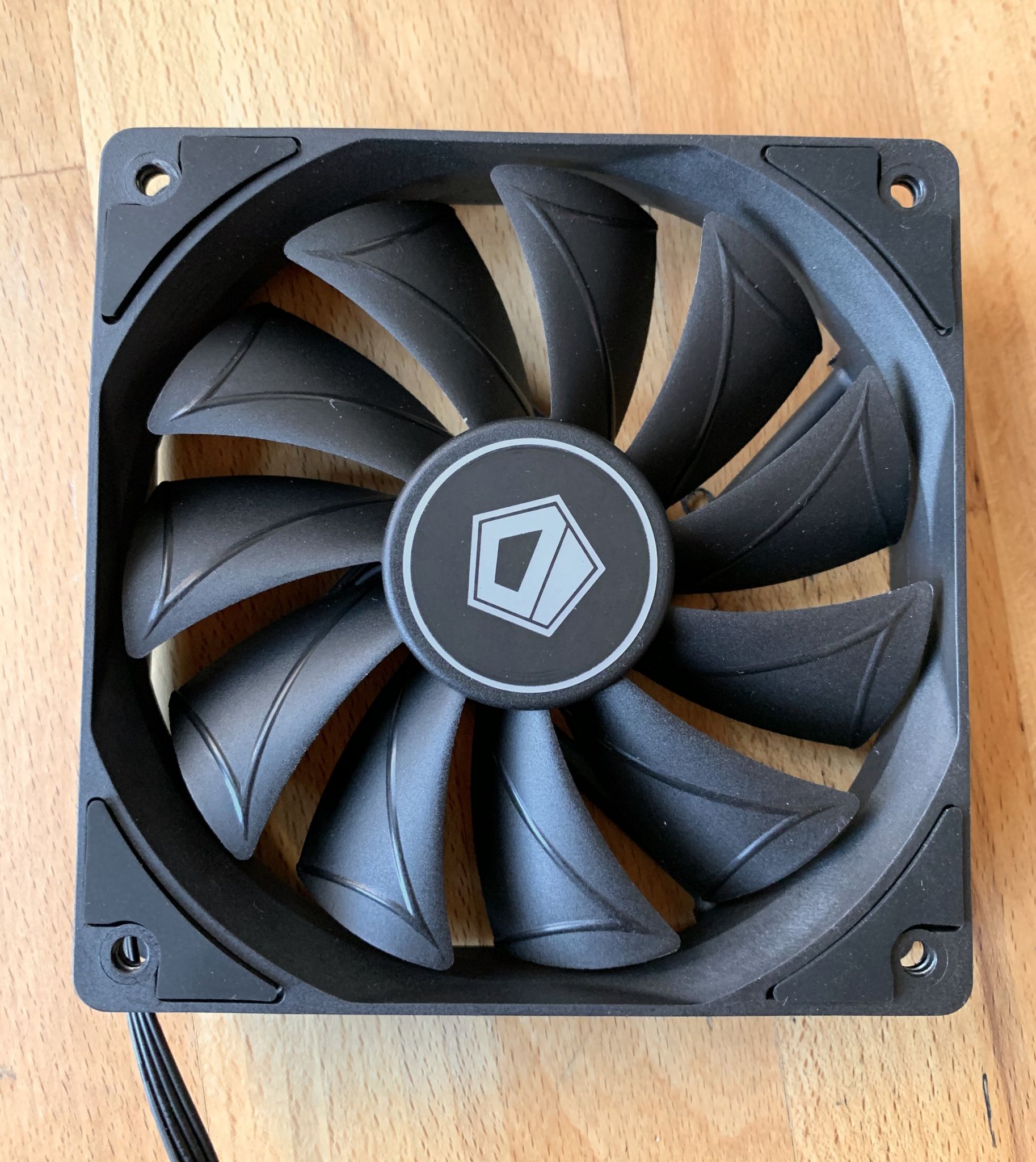 Id cooling xf series. Вентилятор для корпуса ID-Cooling XF-12025-SD-K 120x120x25мм 700-1800rpm. ID-Cooling XF-12025-SD. ID-Cooling XF-12025-SD-K. XF-12025hs.