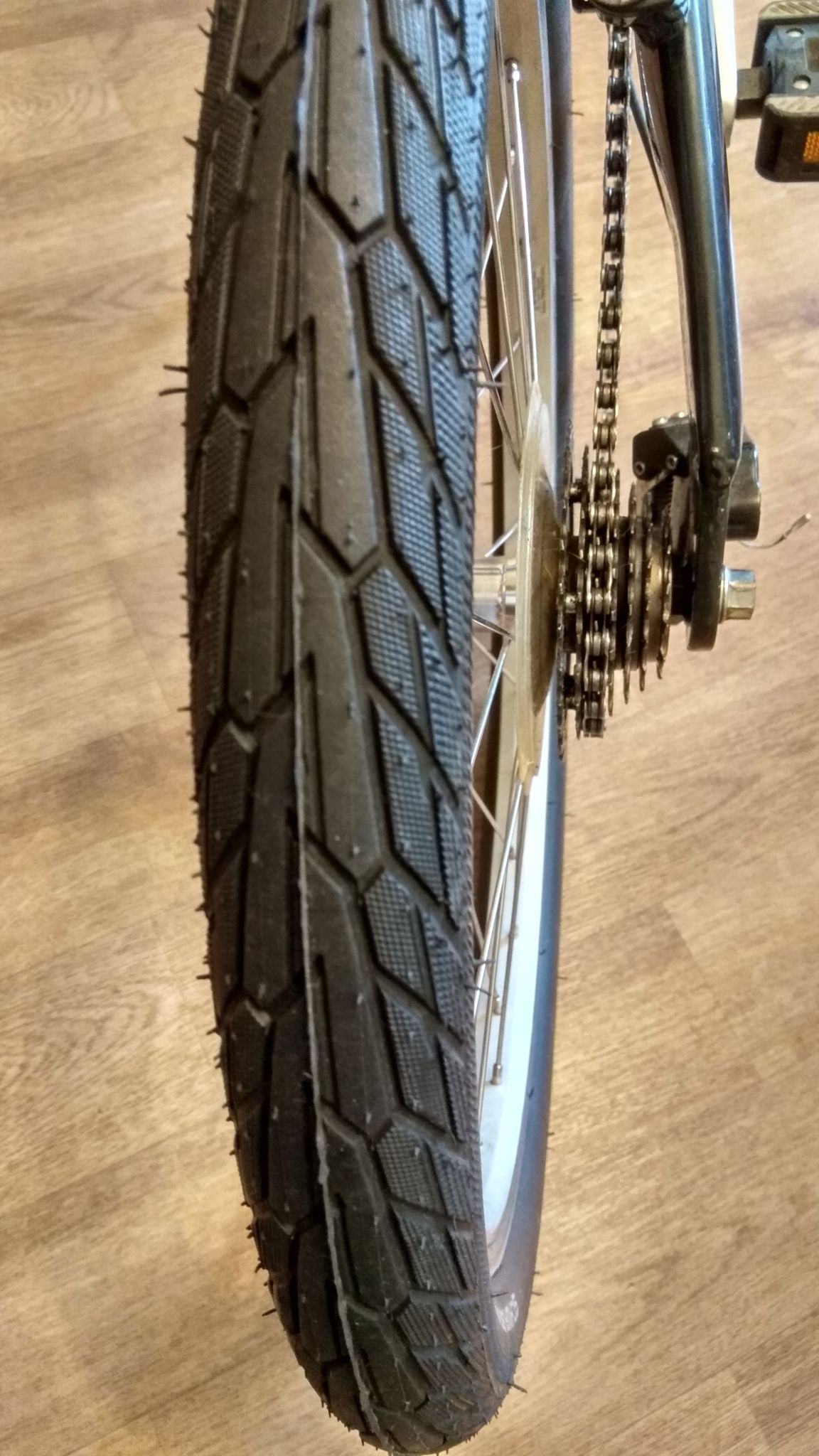Pneumatico Schwalbe Road Cruiser 20x1,75 - Liscio Con Parete Bianca, Kevlar, 47-406