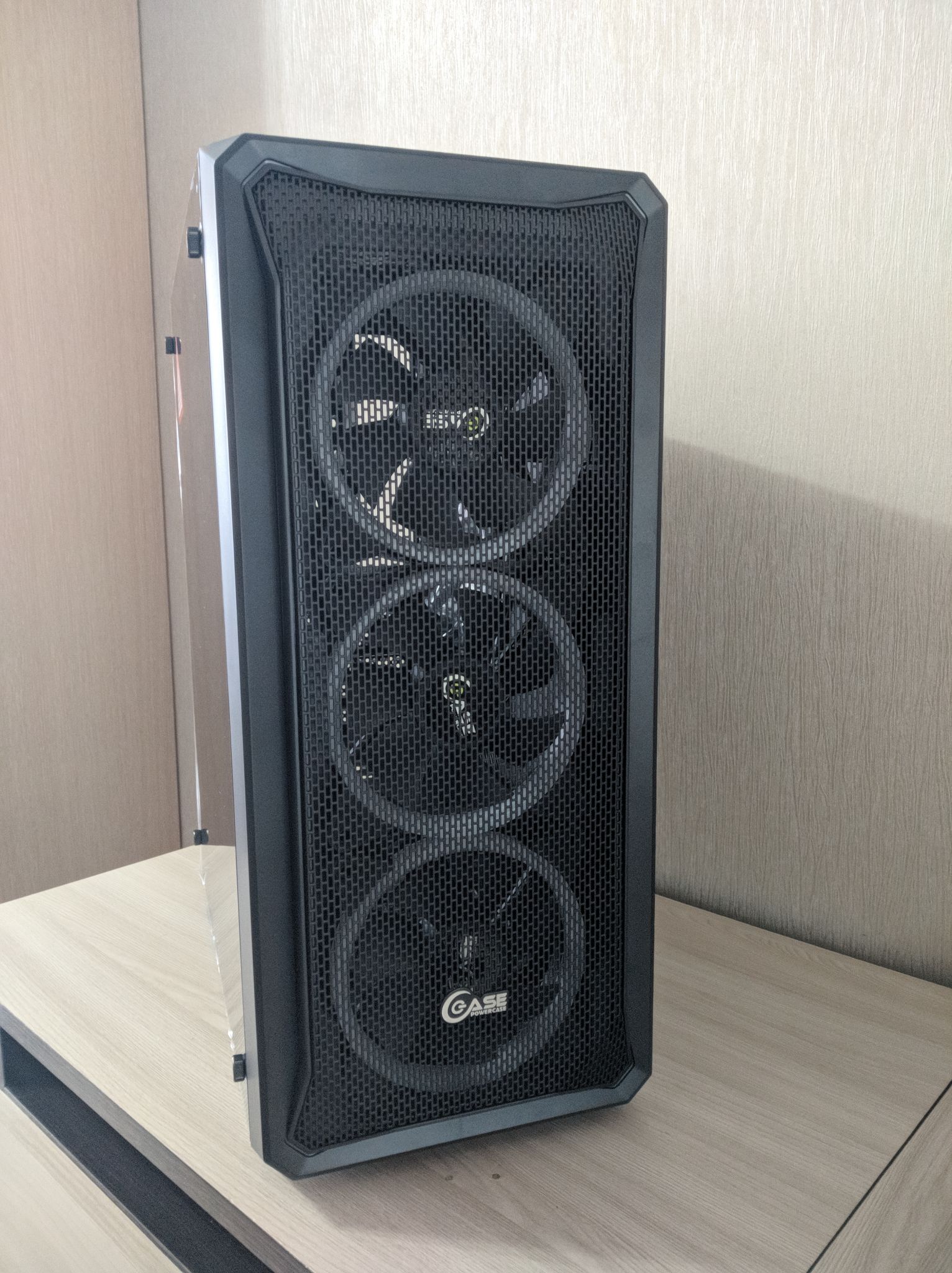 Корпус Powercase Mistral Z4 Mesh LED, черный (CMIZB-L4) — купить по ...