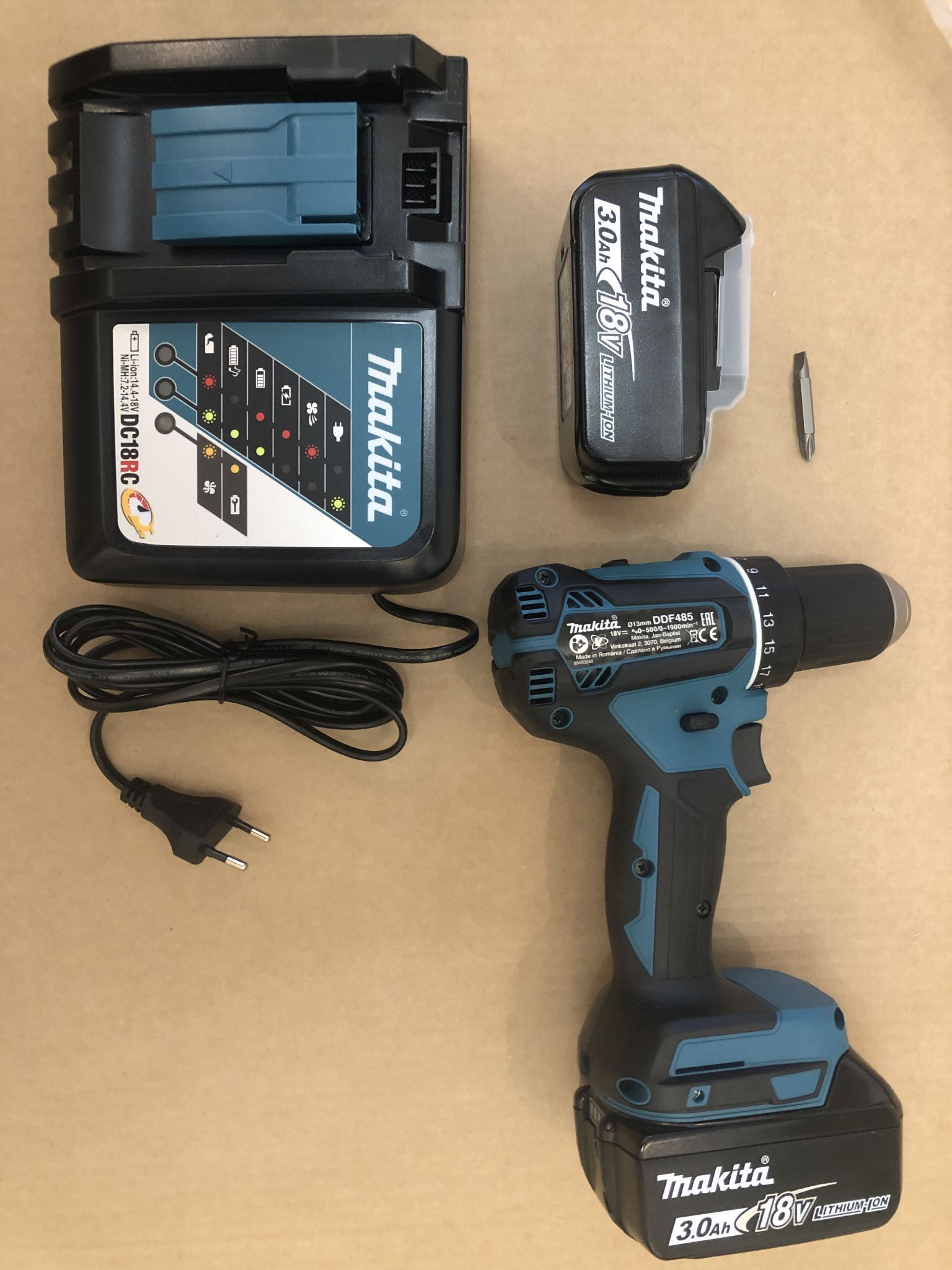 Аккумуляторный шуруповерт makita ddf485z