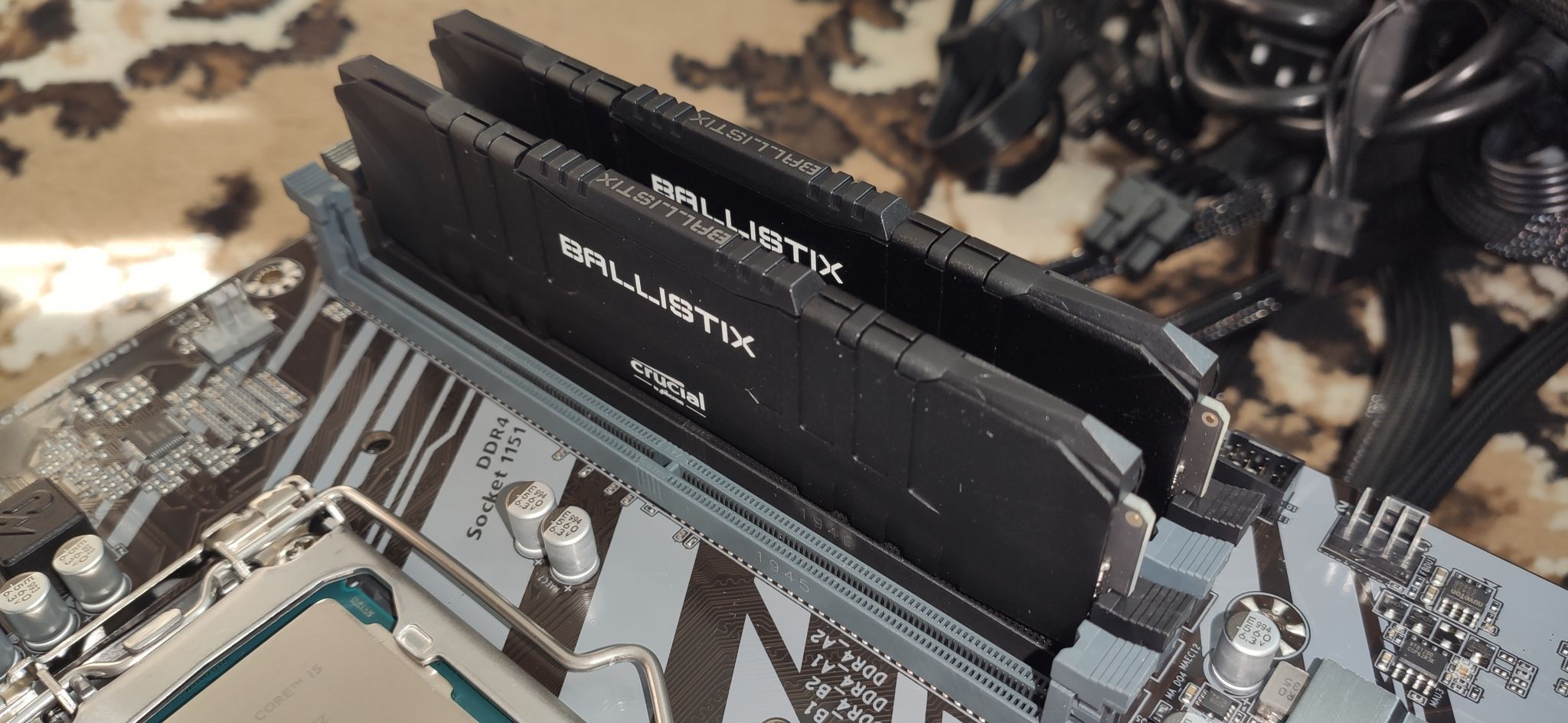 Память ddr4 16gb 3600mhz. Crucial Ballistix 2x8. Crucial Ballistix ddr4 2x8gb. Crucial Ballistix 3000 cl15. Crucial Ballistix bl8g30c15u4b.