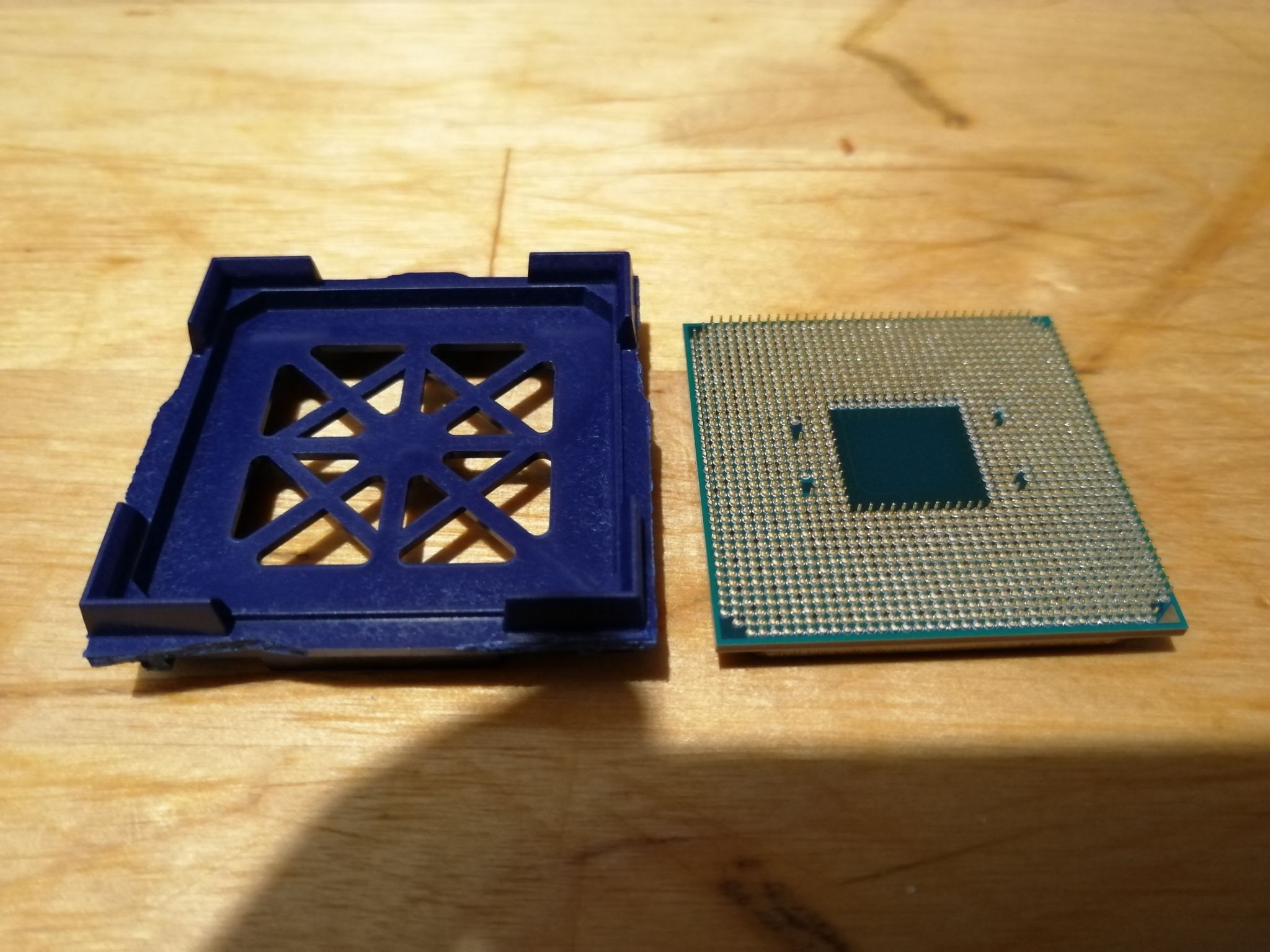 Ryzen 7840 hs. Ryazan 7 1700 Pro