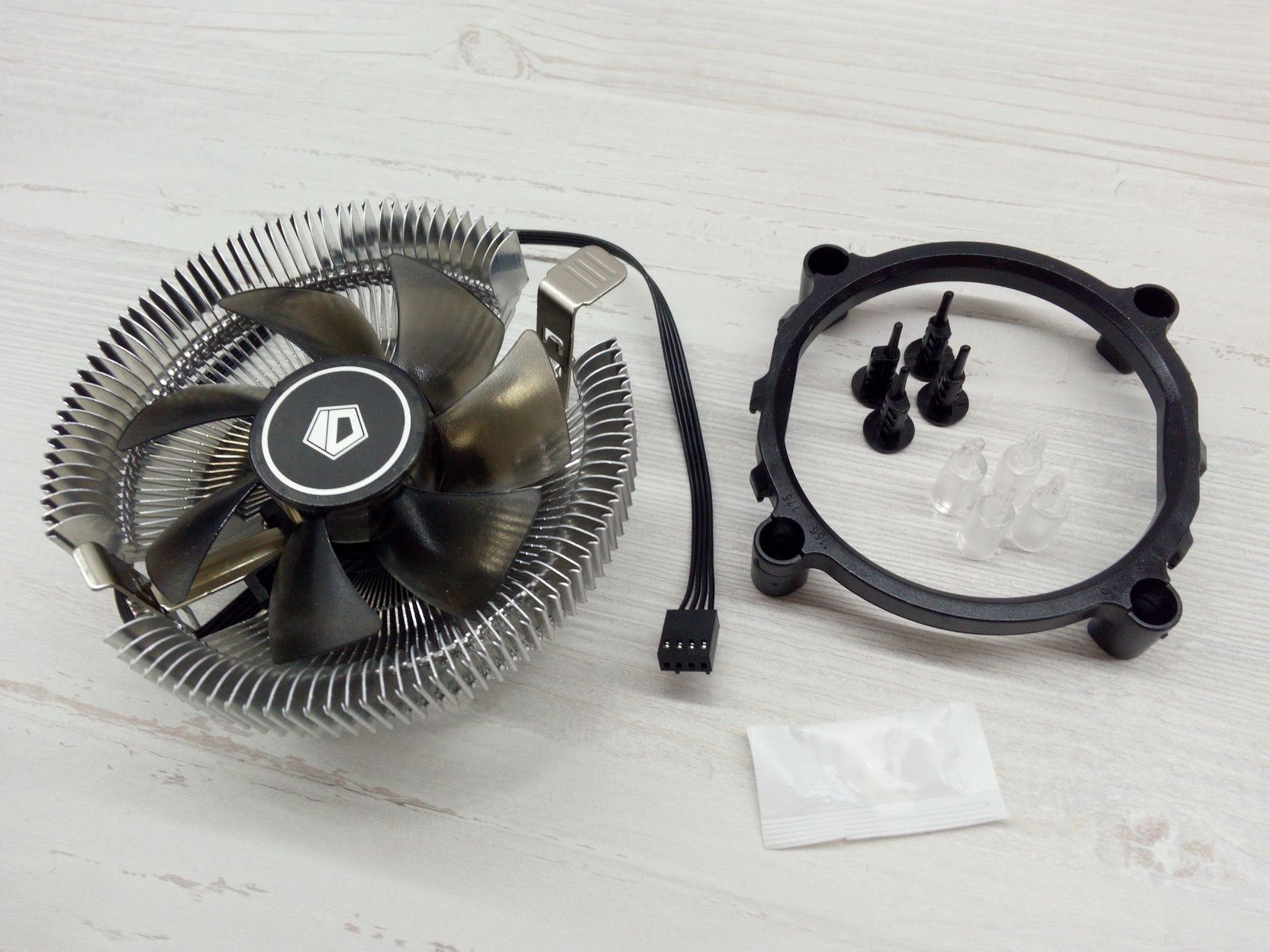 Кулер для процессора ID-Cooling DK-01 — купить в интернет-магазине ...