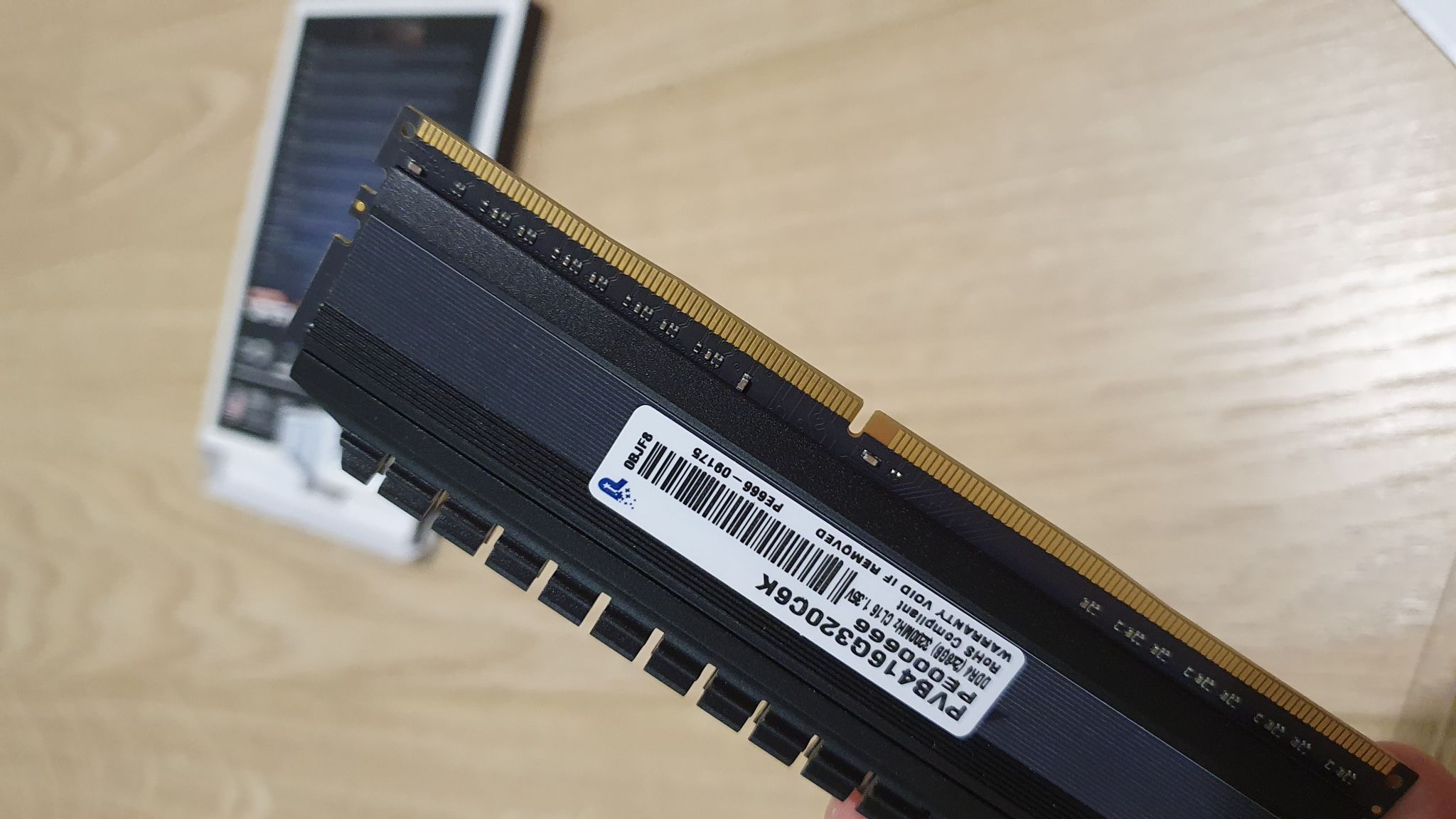 Оперативная память Patriot DDR4 16Gb (2x8Gb) 3200MHz pc-25600 Viper ...