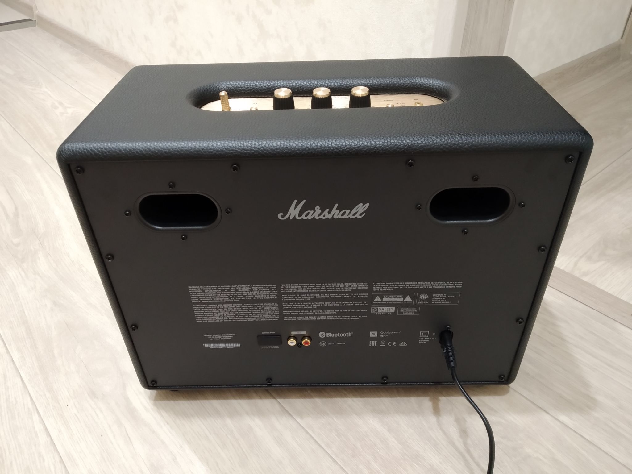 Marshall woburn black. Marshall woburn black