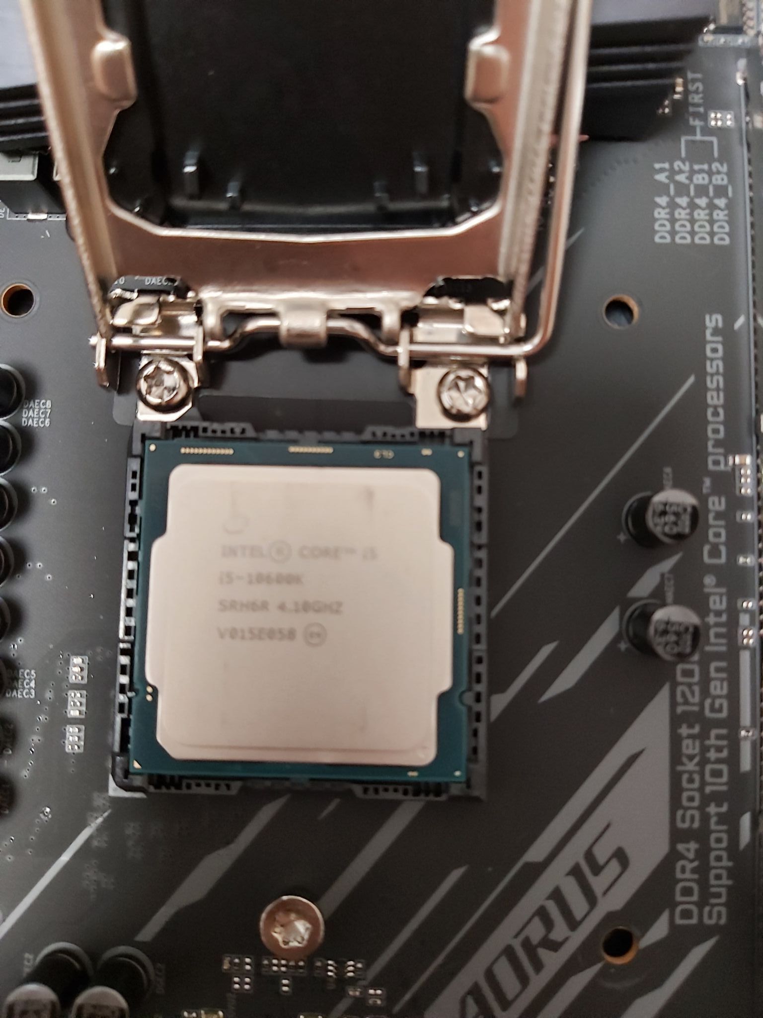 Процессор INTEL Core i5-10600K LGA1200 OEM — купить в интернет-магазине ...