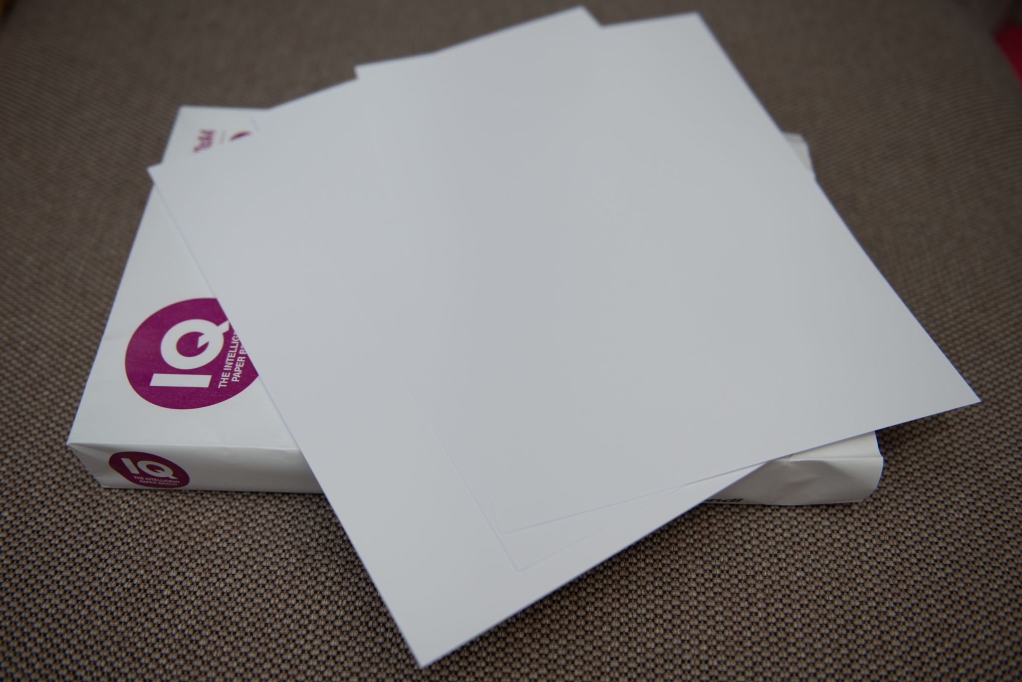 Плотность белой бумаги а4. Бумага IQ selection а4, 160г, м2, 250л. Бумага плотная а4 160г/м2. IQ бумага 160 г/м2. 160 Гр бумага для принтера.