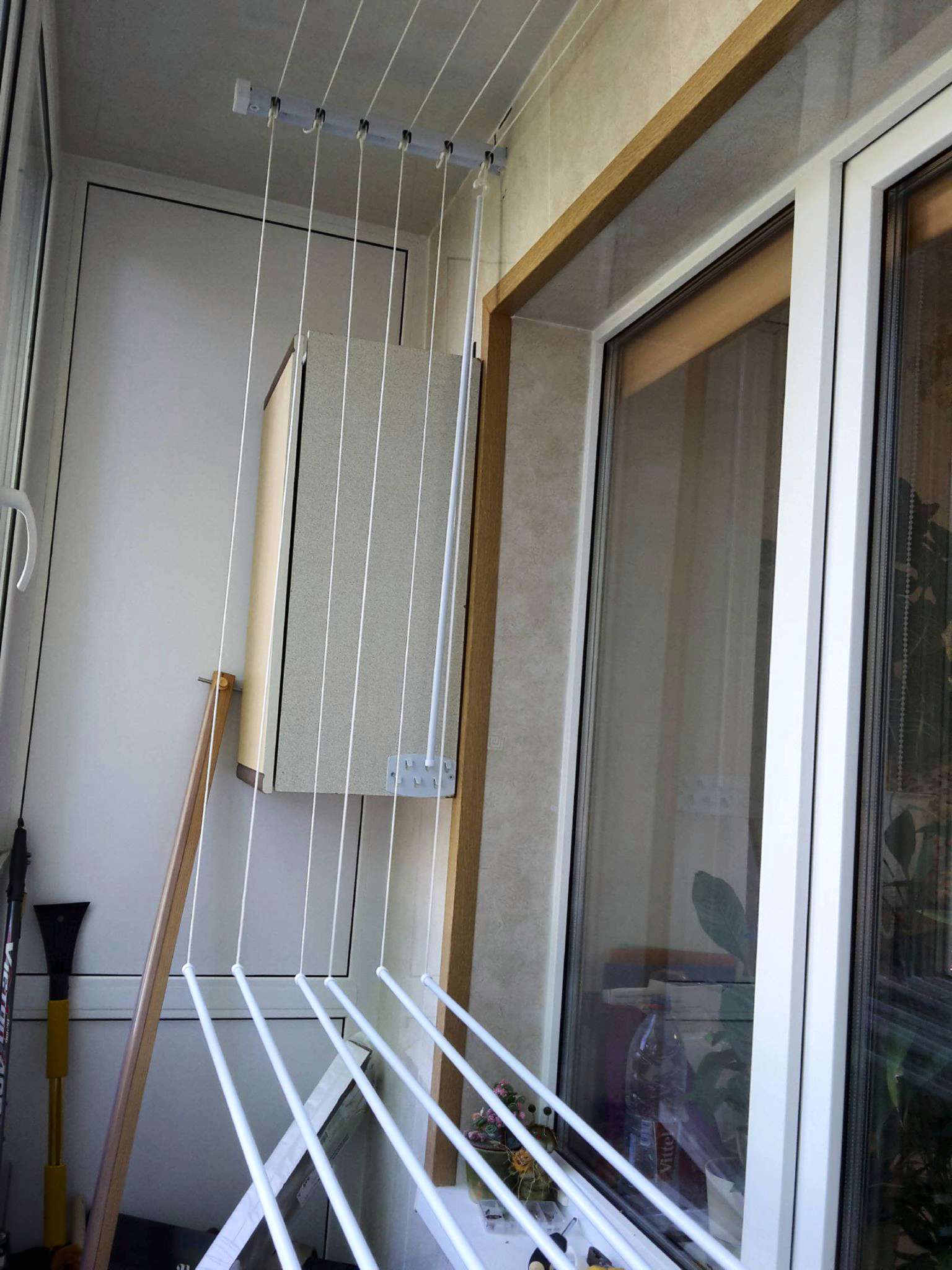 Лиана настенная для сушки белья на балконе - 84 фото