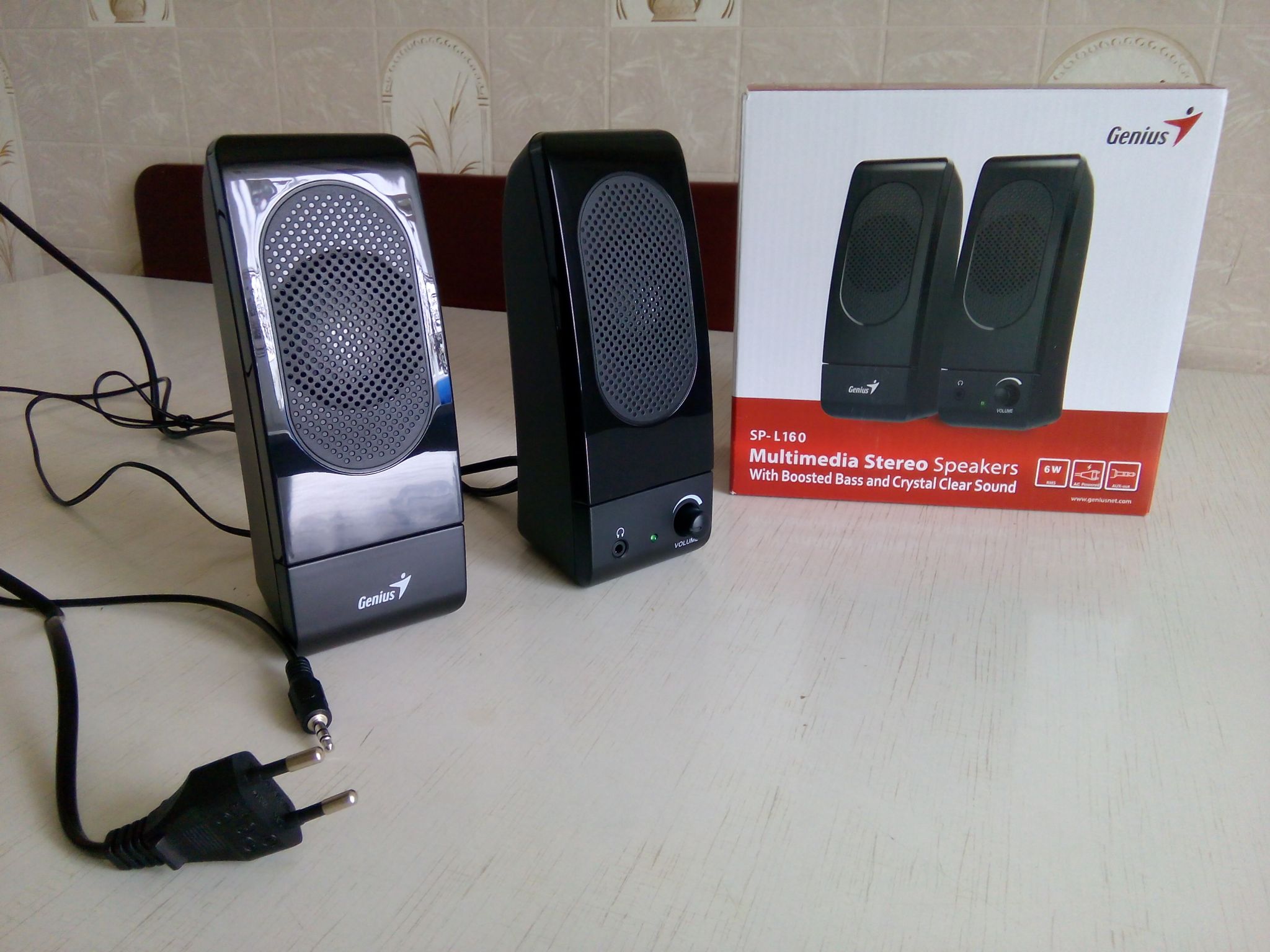 Фонят колонки. Genius SP-l160. Колонки Genius SP l160. Բարձրախոս Genius SP-l160 Black. Genius l 160.