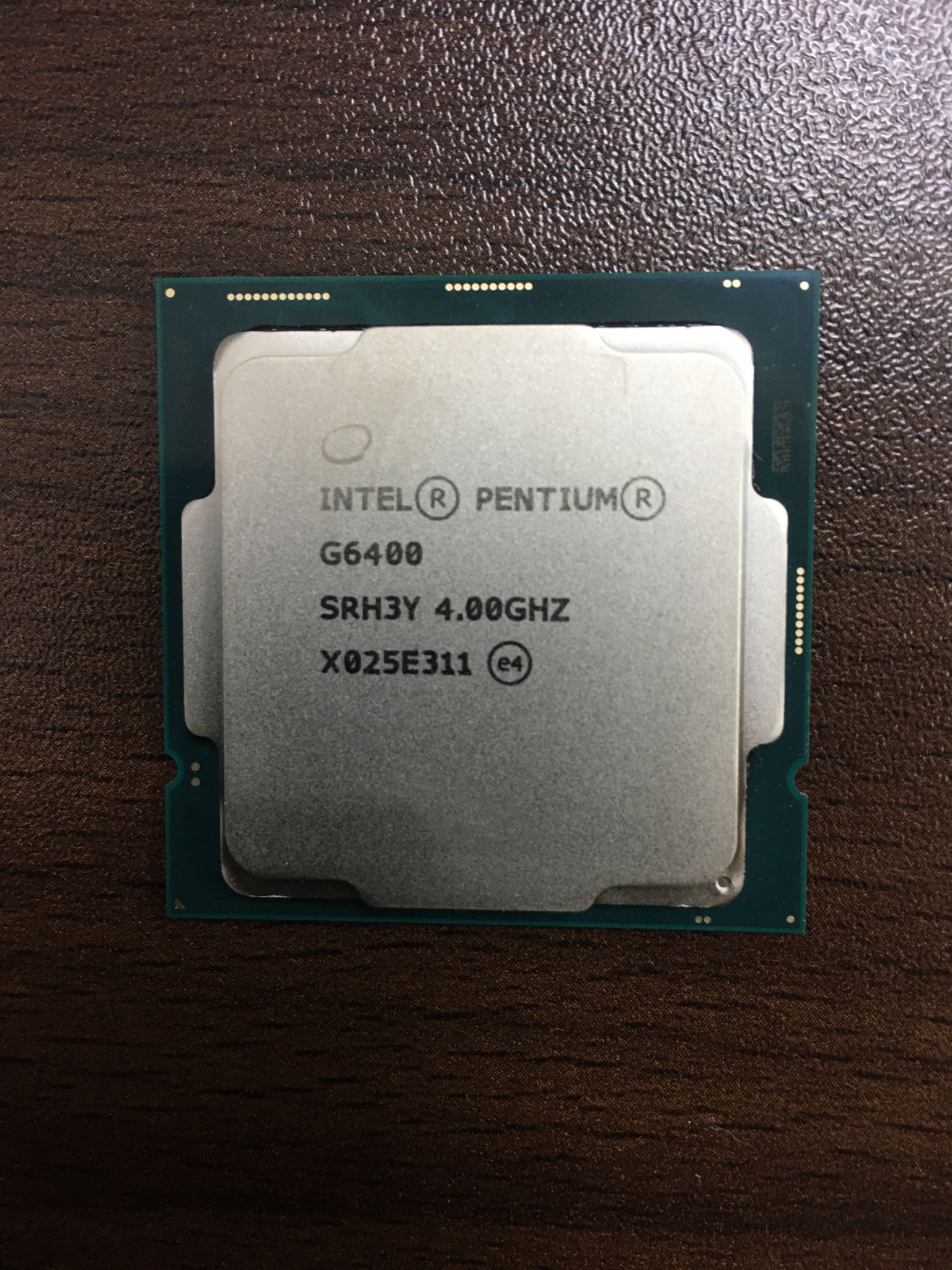 Pentium gold характеристики. Intel Pentium Gold g6400. Процессор Intel Pentium Gold g6400, OEM. Intel Pentium Gold g6400 Box. Процессор Intel Pentium Gold g6400, LGA 1200.