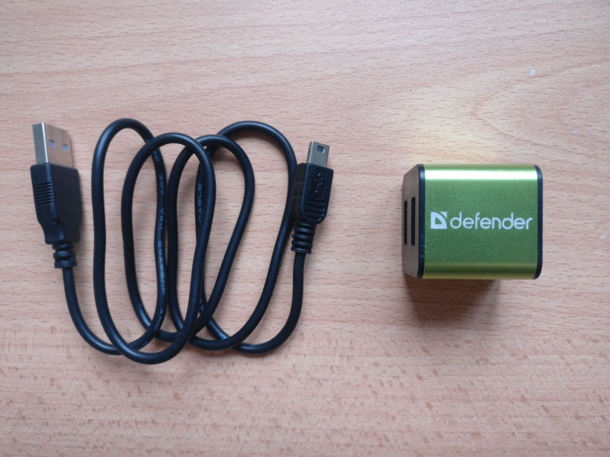 Разветвитель defender. Концентратор USB 2.0 Defender Quadro Iron. Разветвитель Defender Quadro Iron USB2.0. Разветвитель USB Defender Quadro Power (83503). USB-хаб Defender Quadro PROMT, USB 2.0, 4 порта.