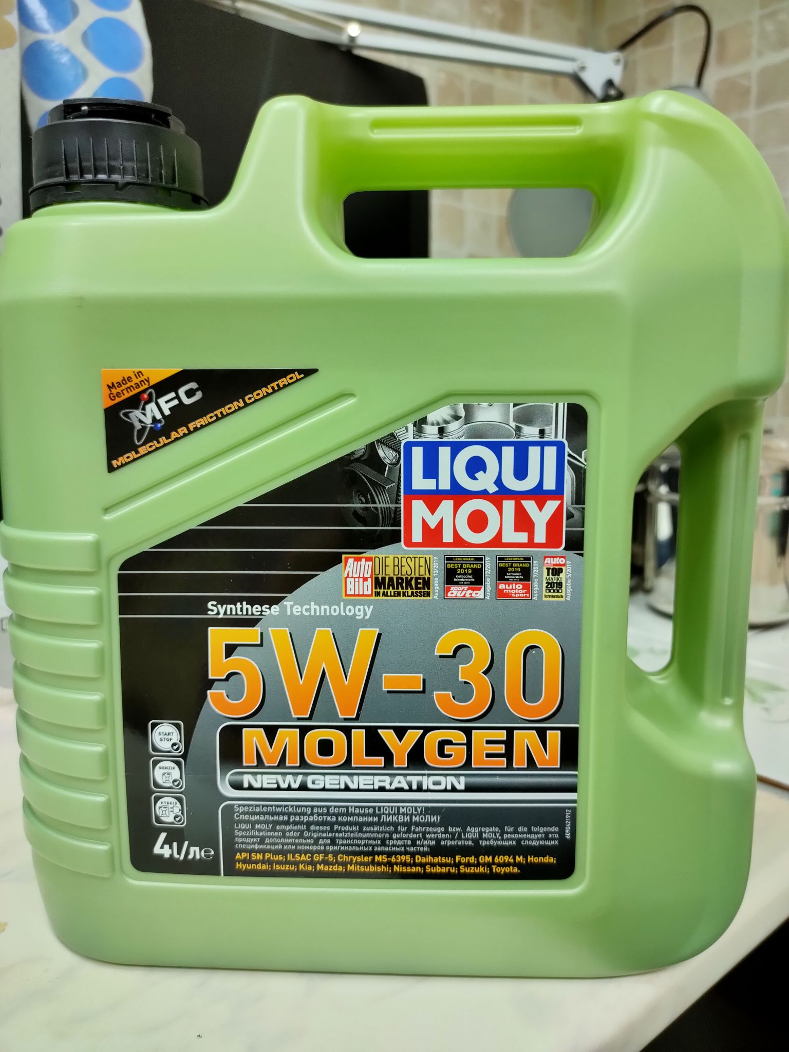Купить масло ликви моли молиген. Ликви-Молли молиген 5w-30. Ликви моли молиген 5 в 30. Моторное масло Liqui Moly Molygen New Generation 5w-30 4 л. Масло Liqui Moly 5w30 Molygen New Generation.