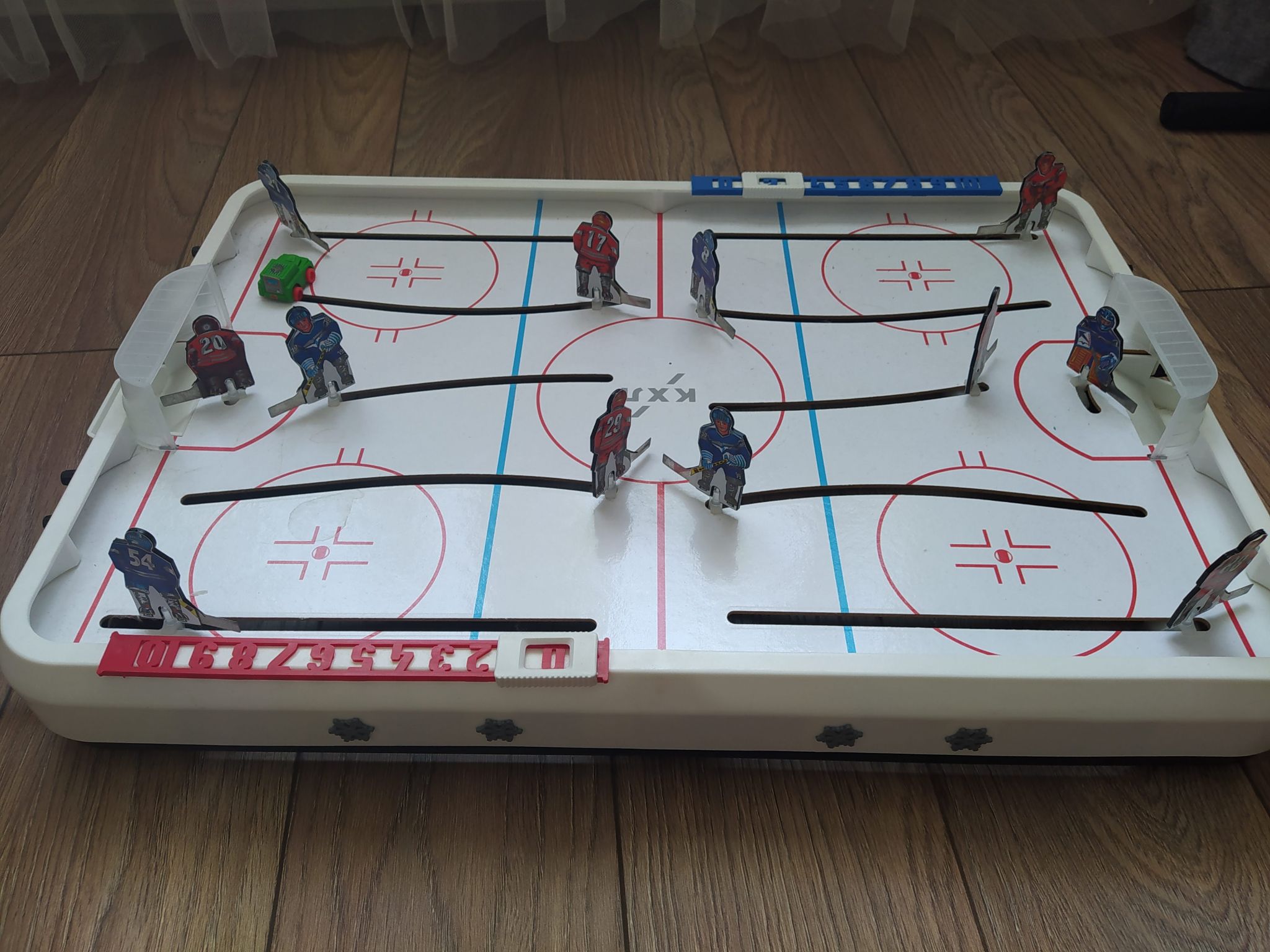 Настольная игра ОМЗЭТ хоккей Советский 71х45х9 см