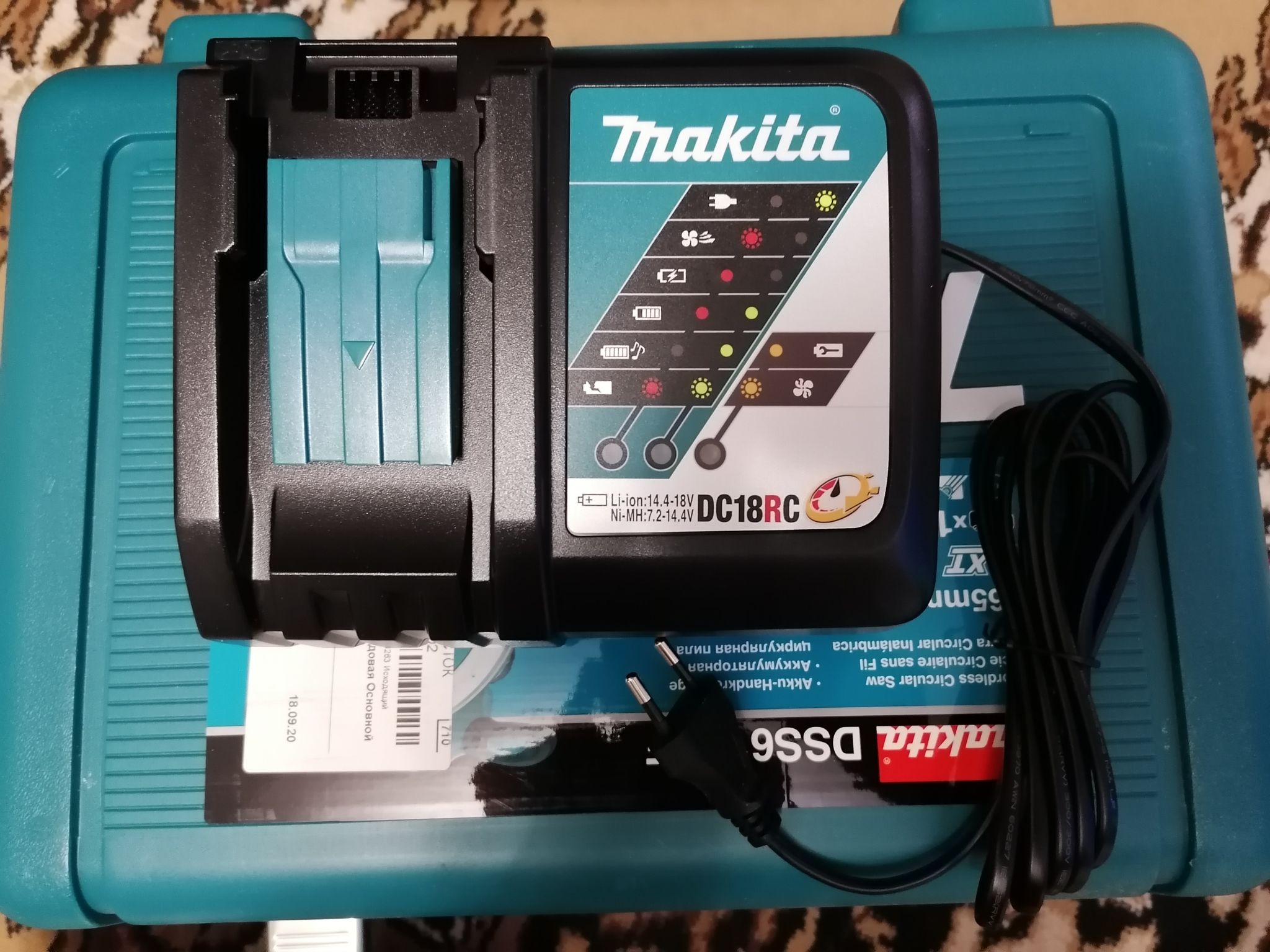 Dss610rf. Makita dss610. Makita 610rf. Makita dss610 кейс. Пила дисковая Makita dss610rf 18b1х3ah li-ion.