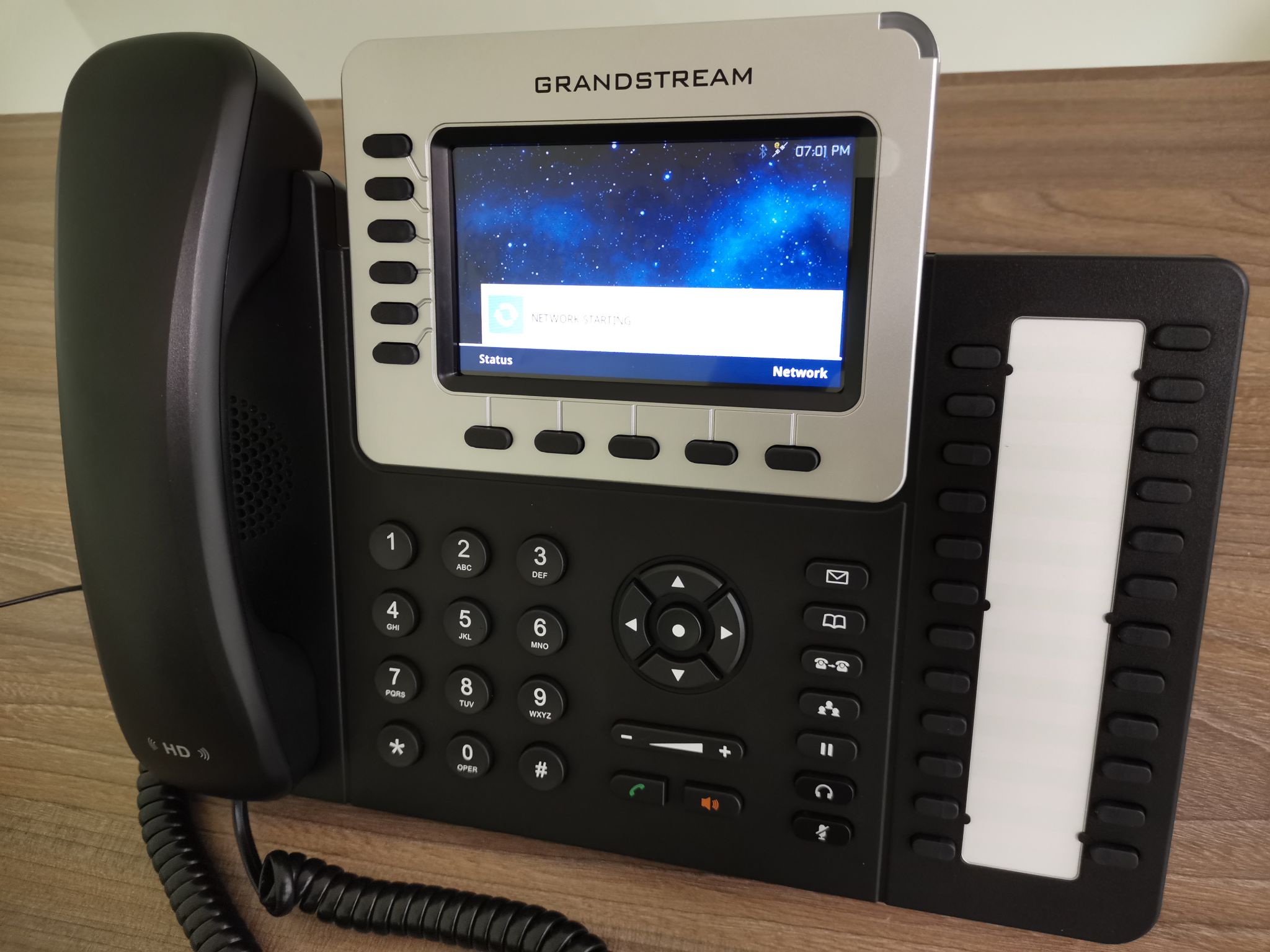 IP-телефон Grandstream GXP2160 GXP-2160 — купить по низкой цене в  интернет-магазине ОНЛАЙН ТРЕЙД.РУ