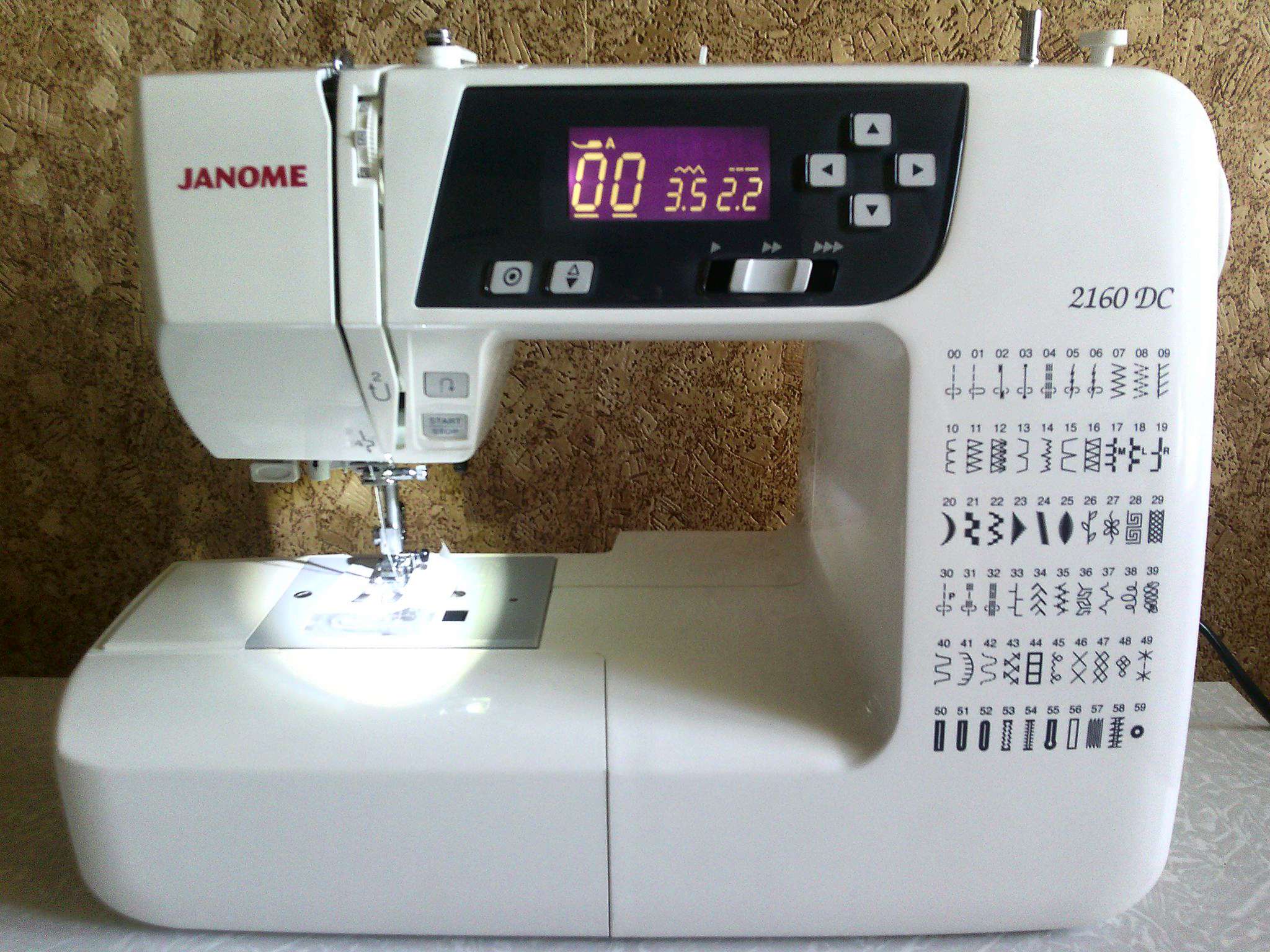 Janome 2160 dc. Швейная машинка Janome 2160 DC. Швейная машина Janome DC 2160 комплектация. Швейная машинка Janome 2160 DC фот. Японская швейная машинка Janome 2014.