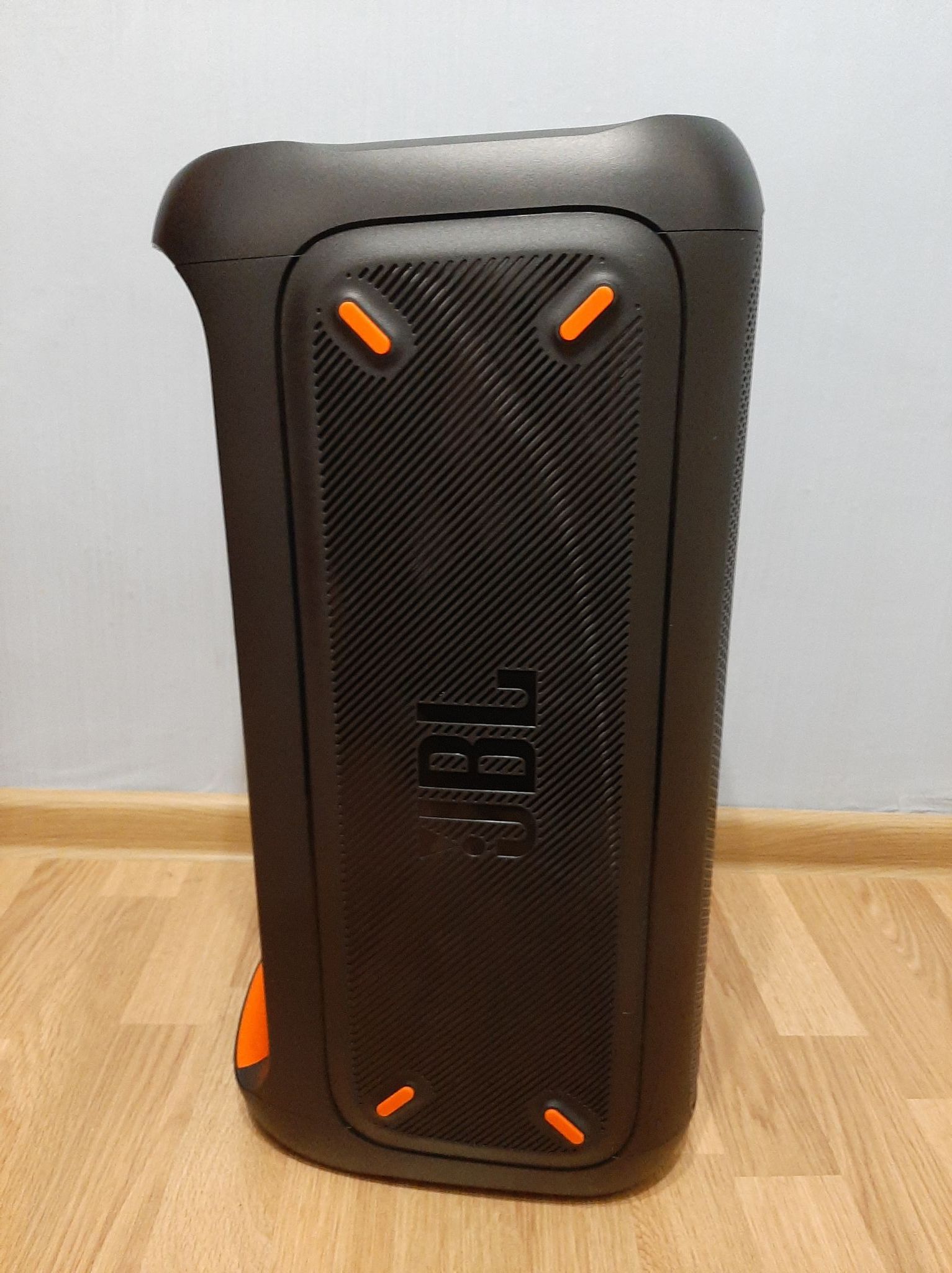 Jbl partybox 100 фото