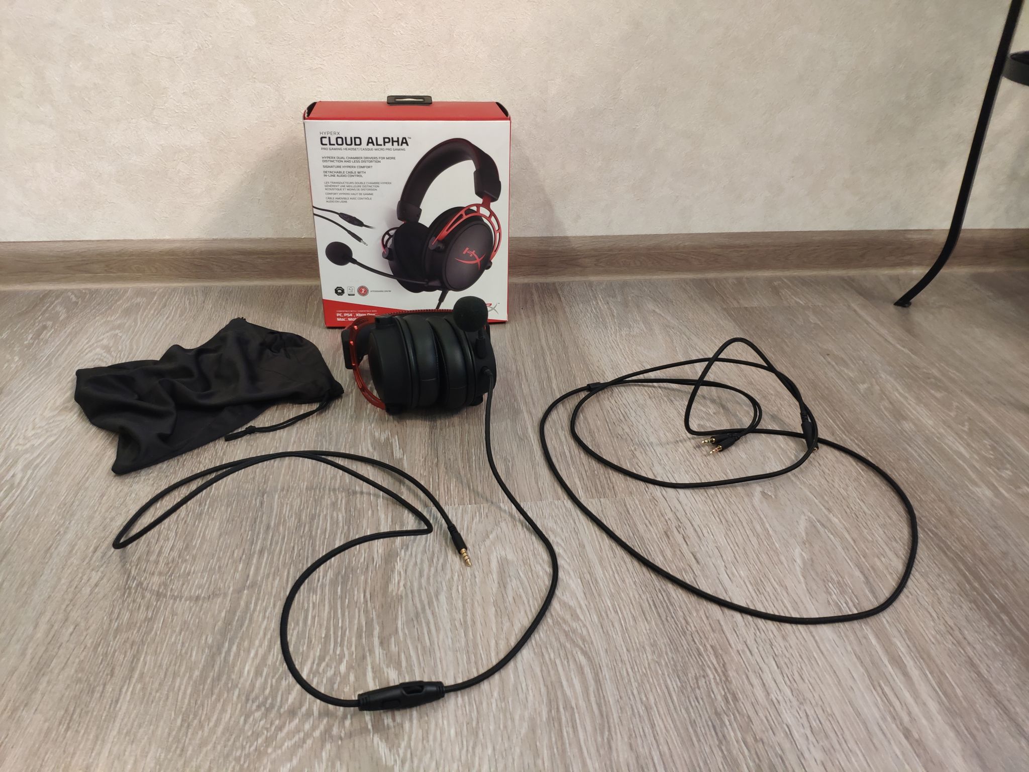 Hx hsca rd cloud alpha. Hyperx cloud alpha hx-hsca-rd. наушники hyperx cloud alpha. проводная гарнитура hyperx cloud alpha hx-hsca-rd черный. hyperx cloud alpha микрофон.