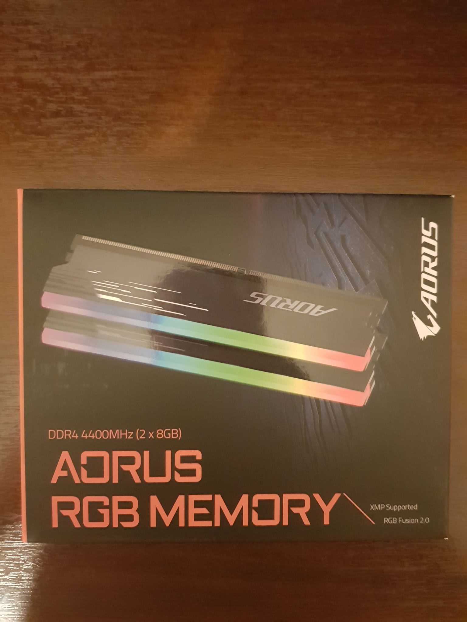 Оперативная память GIGABYTE DDR4 16Gb (2x8Gb) 4400MHz pc-35200 AORUS ...