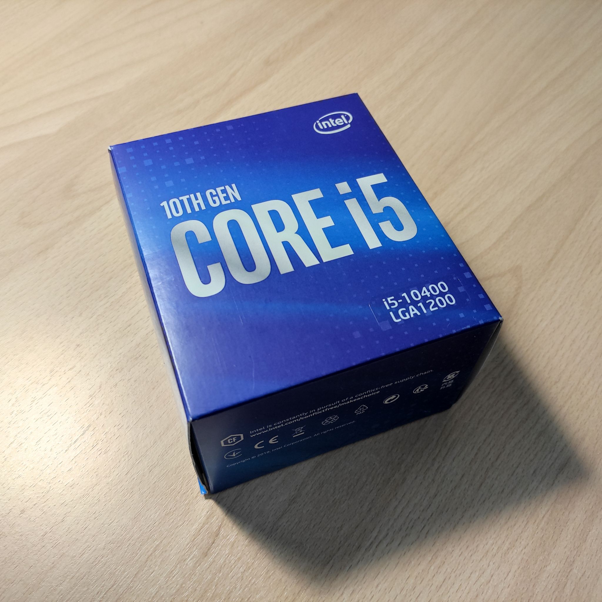Intel core i5 10400f 2.9 ггц. Intel Core i5-10400. Intel Core i5-10400 Box. Процессор Intel Core i5-10400f Box. Процессор Intel Core i5 10400 LGA 1200 Box.