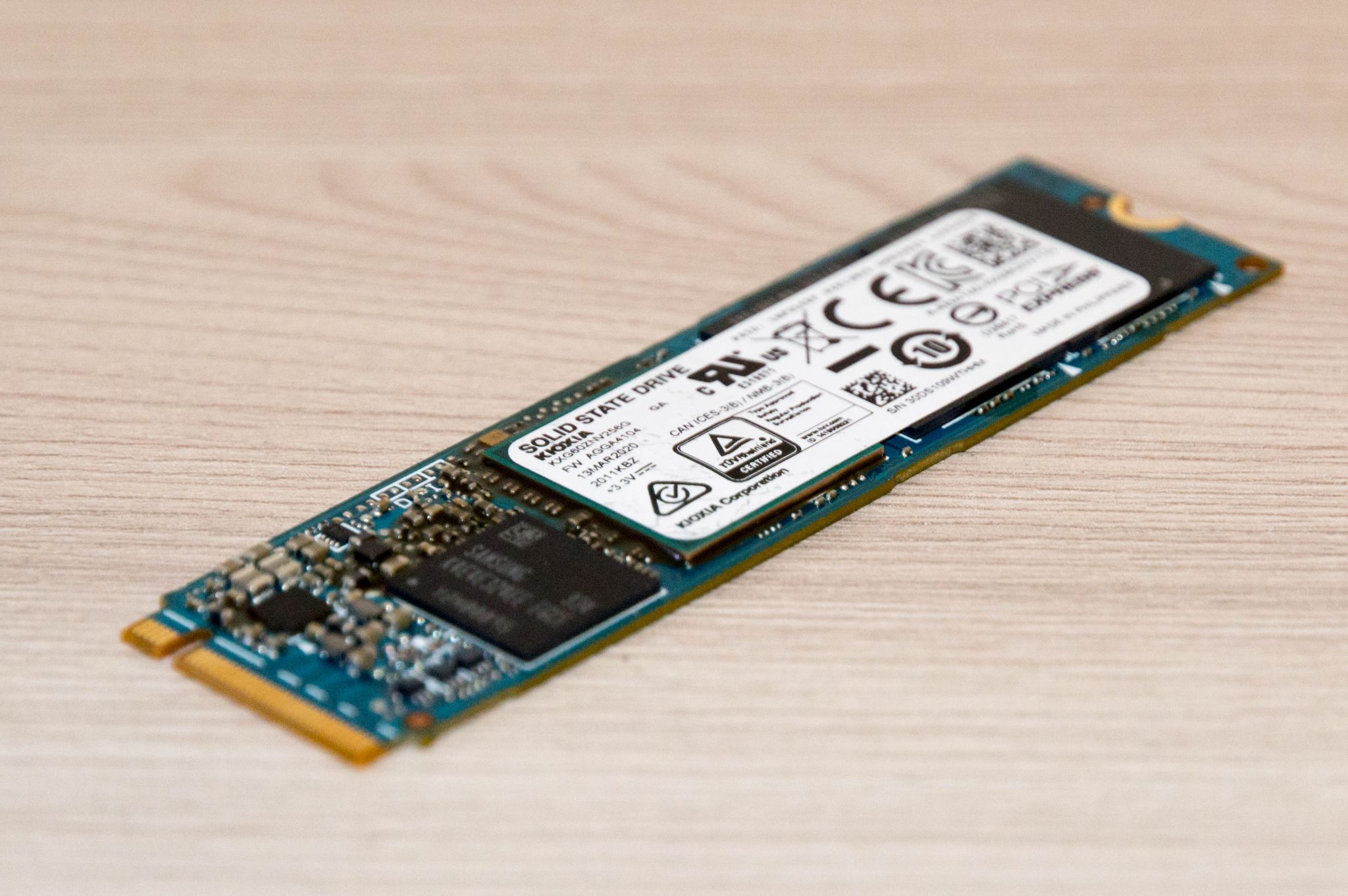 SSD диск KIOXIA (Toshiba) M.2 2280 XG6 256 Gb PCI-E NVME TLC