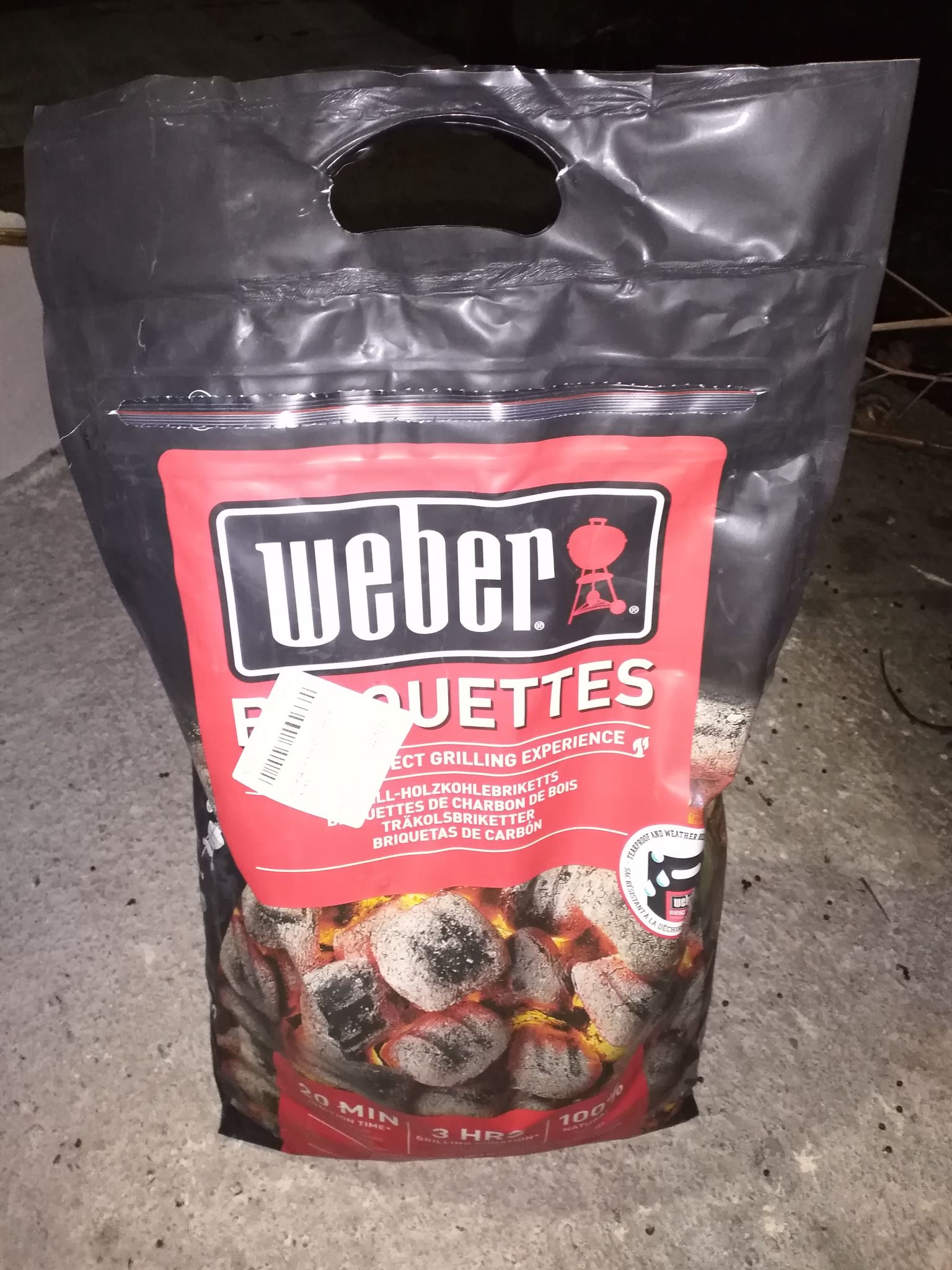 Угольные брикеты weber