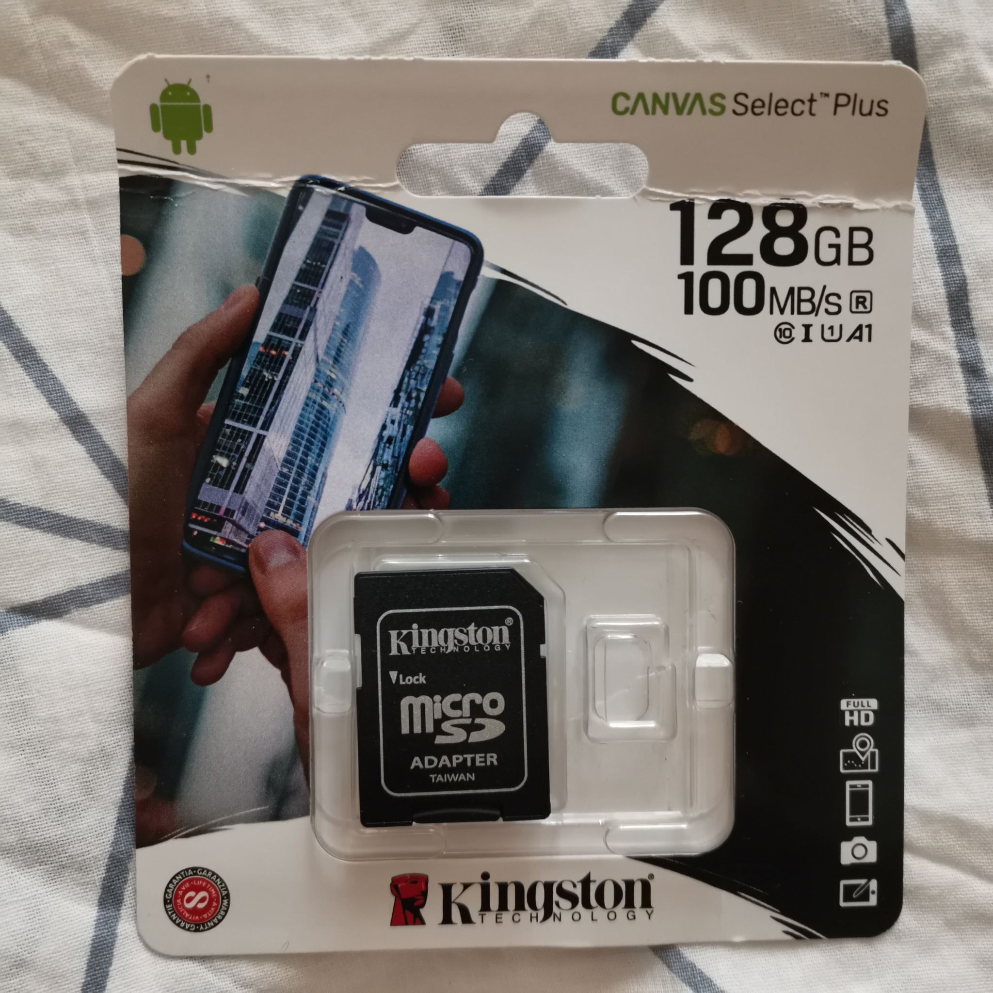 Kingston canvas select plus. SDXC 128gb Kingston. Память Kingston Canvas SDXC 128 GB. Карта памяти MICROSDXC 128 GB Kingston Canvas select Plus UHS-I u1. Карта памяти Micro SDXC 128gb Kingston Canvas select Plus UHS-I u1 a1 + ADP (100/10 MB/S).