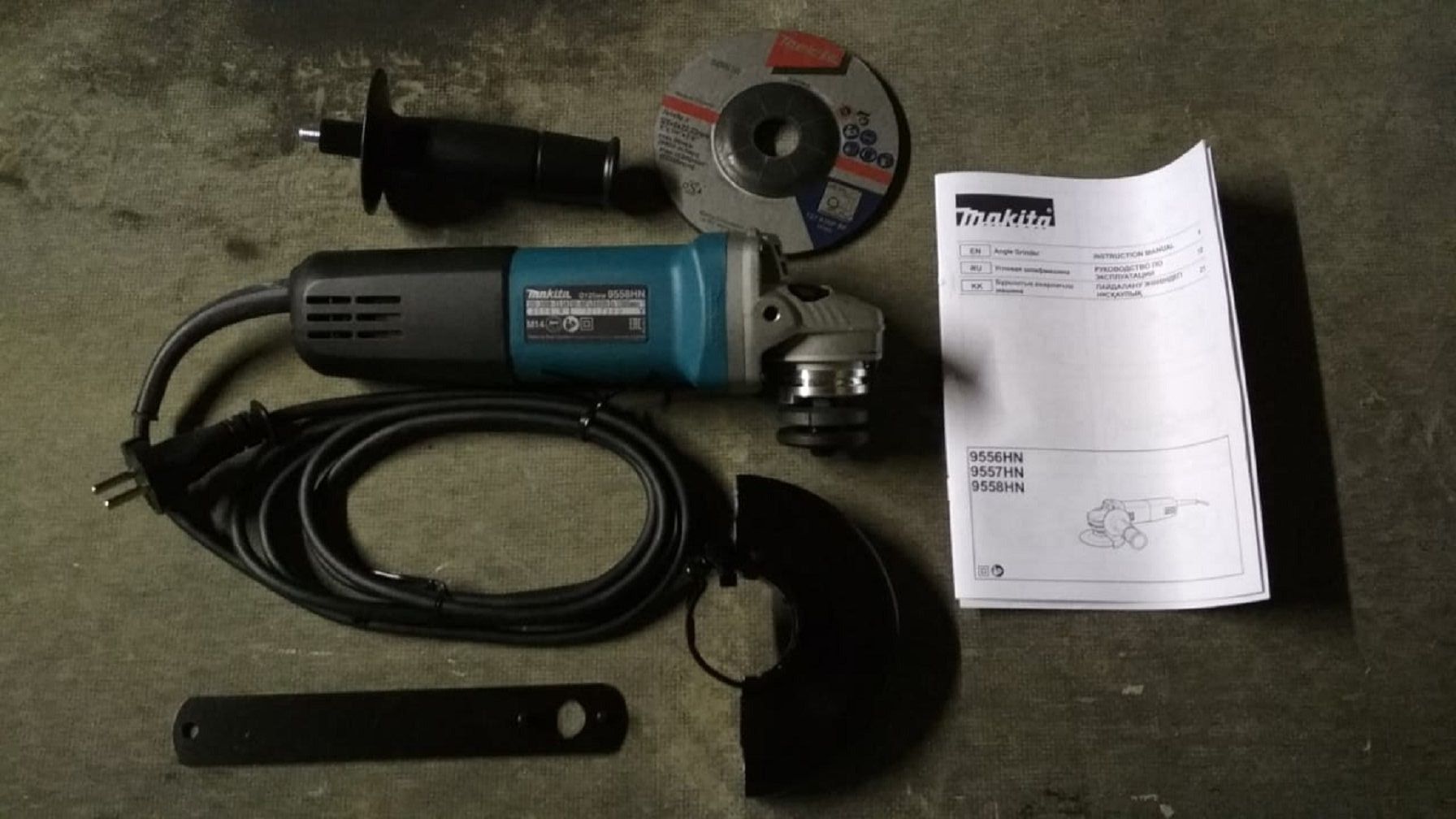 9558hn. Болгарка Makita 9558. Болгарка Makita 9558 HN. УШМ Makita 9558hn 840вт 11000об/мин 125мм. Makita 9558hn с регулировкой оборотов.