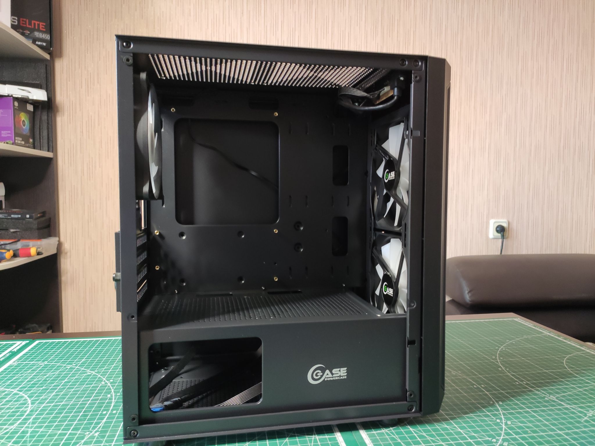 Mistral micro t3b. POWERCASE Mistral Micro t3b. Корпус POWERCASE Mistral Micro t3b cmimtb-l3. POWERCASE Mistral Micro t3b Black. Power Case Mistral Micro t3b.