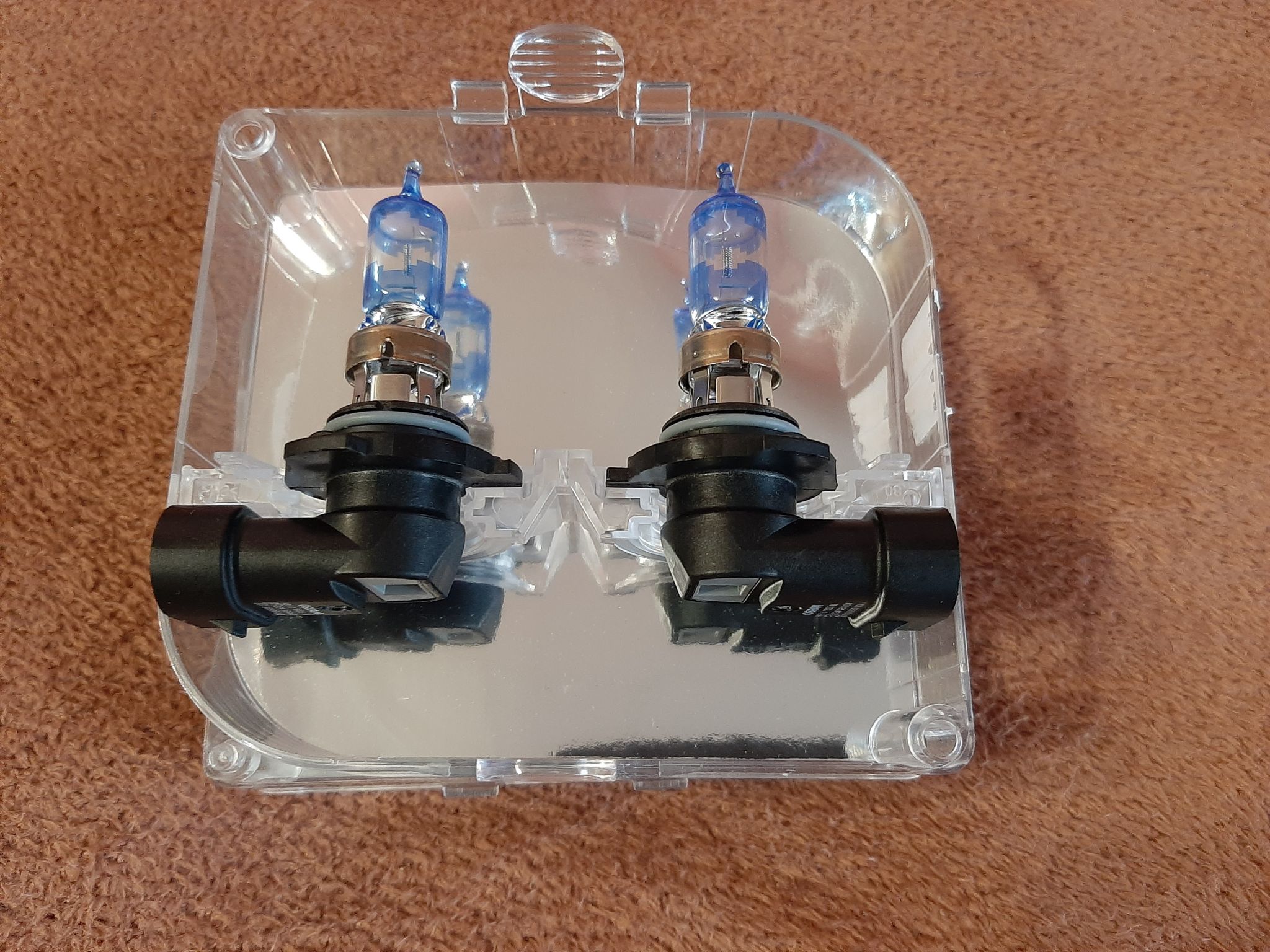Osram 9005nl hcb. Hb3 Osram 12v 60w 9005. Лампа hb3 9005 12v 60w. Лампа 12v hb3 60w p20d Osram Night Breaker Laser картон 9005nl. Osram Night Breaker Laser hb3 9005nl-HCB 12v 60w p20d.