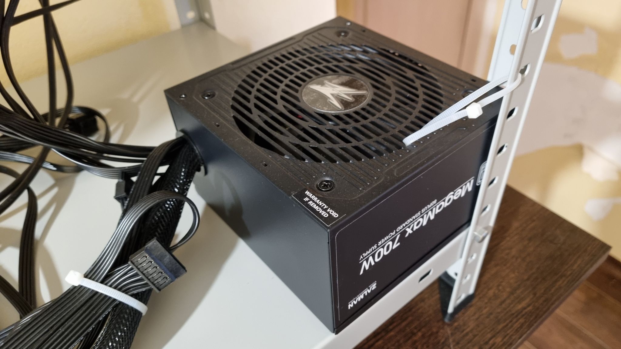 Zalman megamax zm700 txii 700w