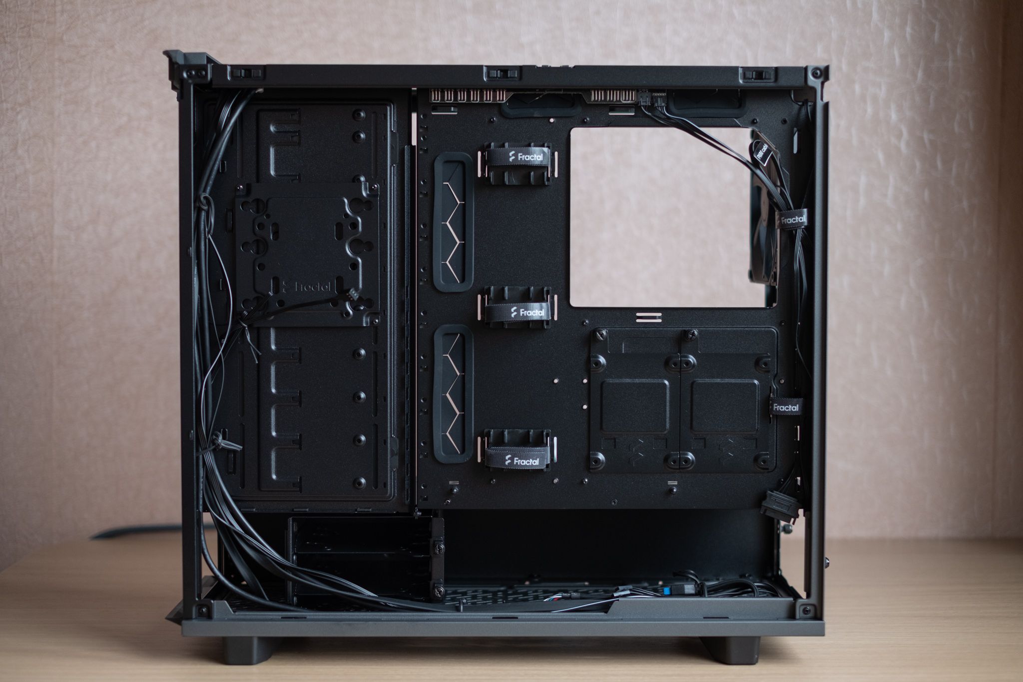 Fractal design meshify 2 tg. Fractal Design Meshify 2 Gray - TG [FD-C-mes2a-04]. Fractal Design Meshify 2. Корпус Fractal Design Meshify 2 Gray - TG [FD-C-mes2a-04]. Fractal Design Meshify c Dark TG.