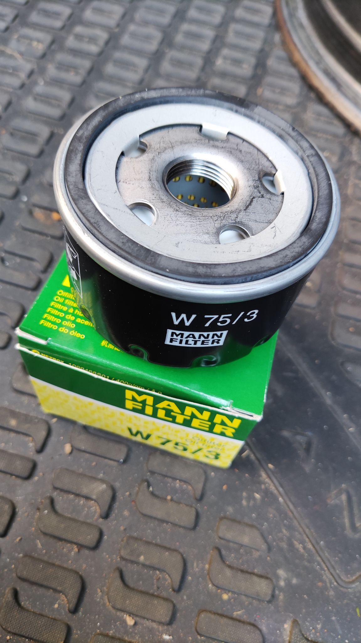 Фильтр масляный MANN-FILTER W 75/3 W75/3 — купить по низкой цене в ...