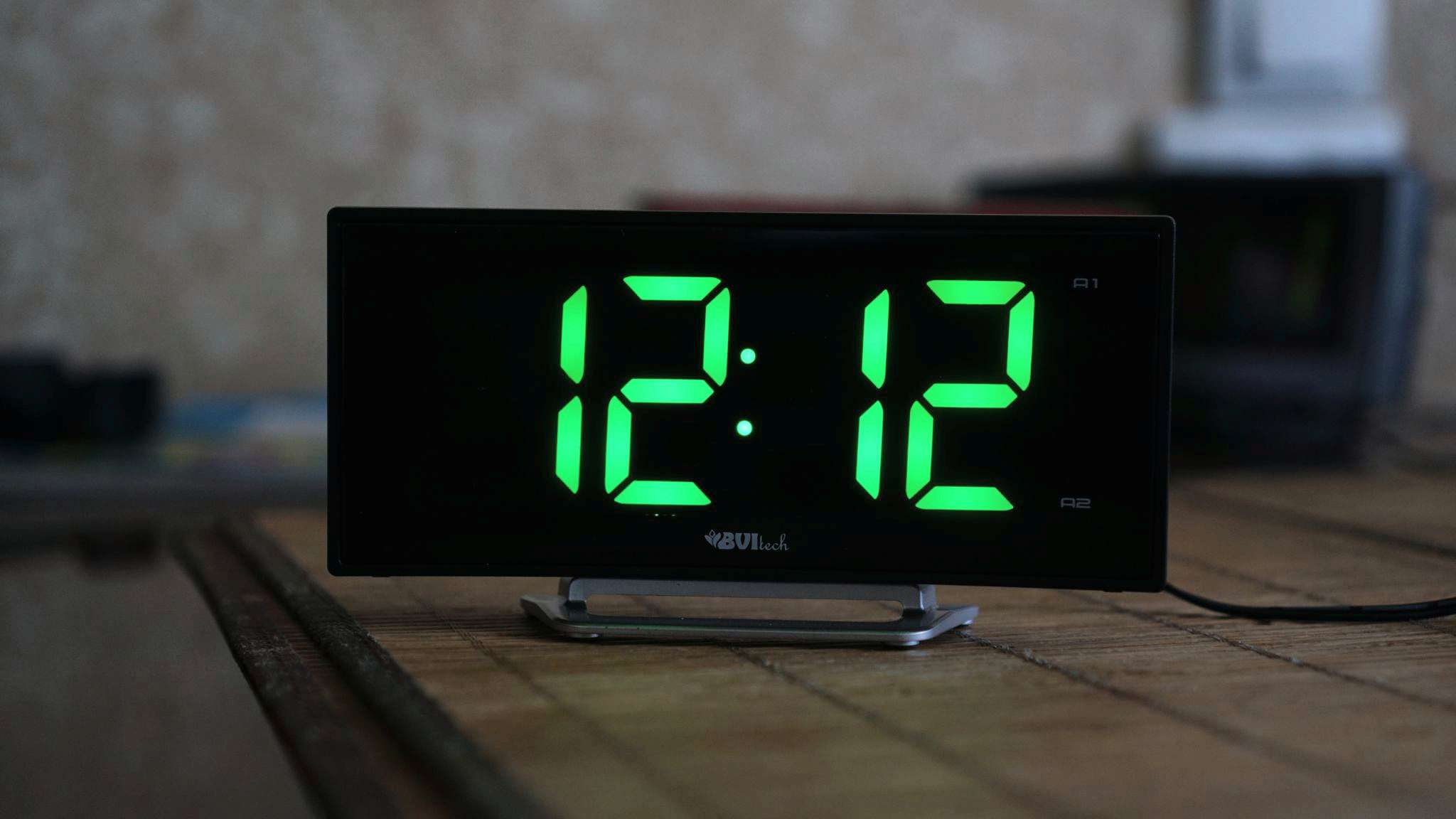 Настройка электронных часов