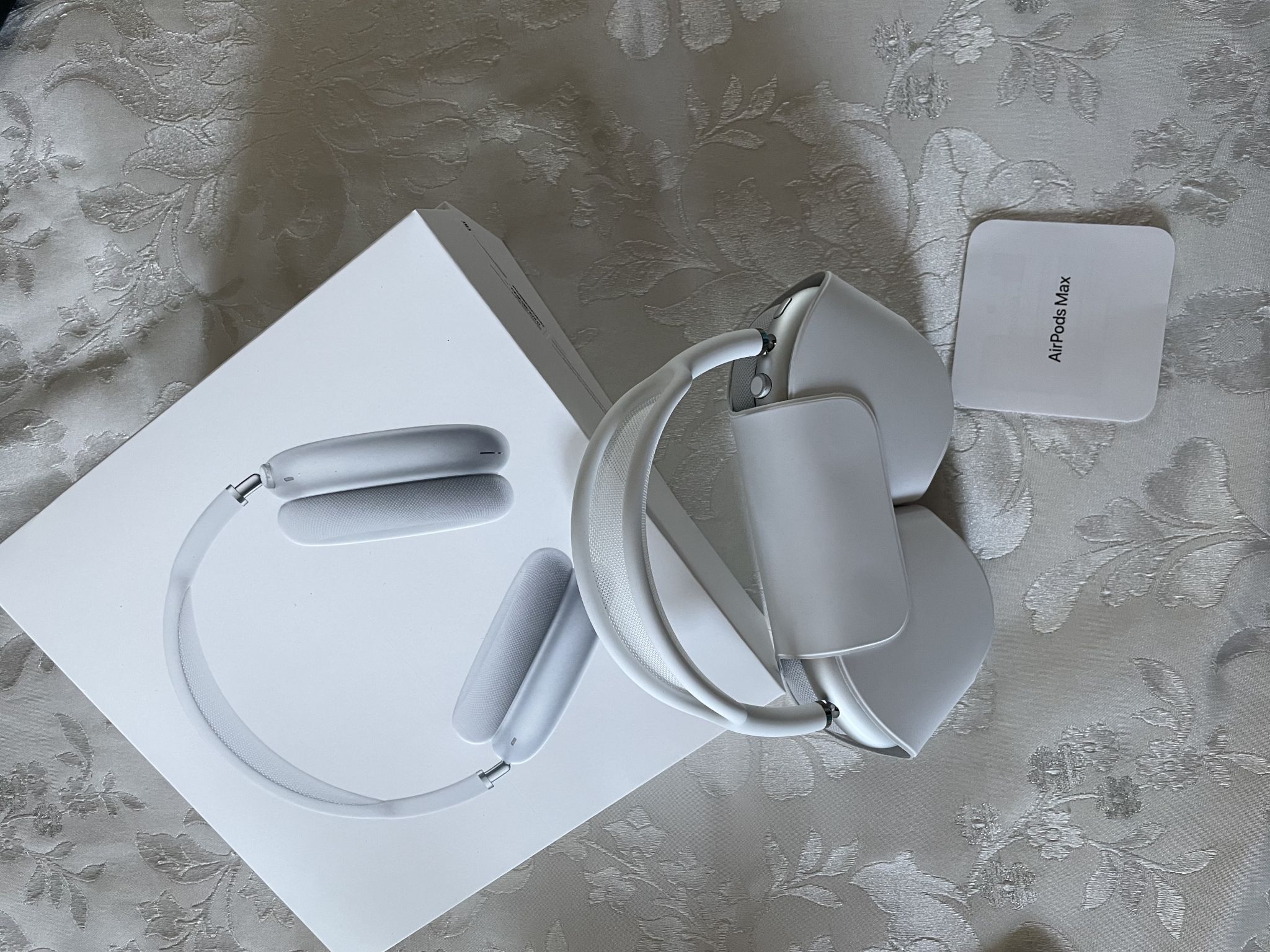 Наушники apple макс про. Apple AIRPODS Max серебристый. Наушники AIRPODS Max (Silver). Накладные наушники Apple AIRPODS Max, Silver накладные. Наушники Apple AIRPODS Max (серебристый | Silver).