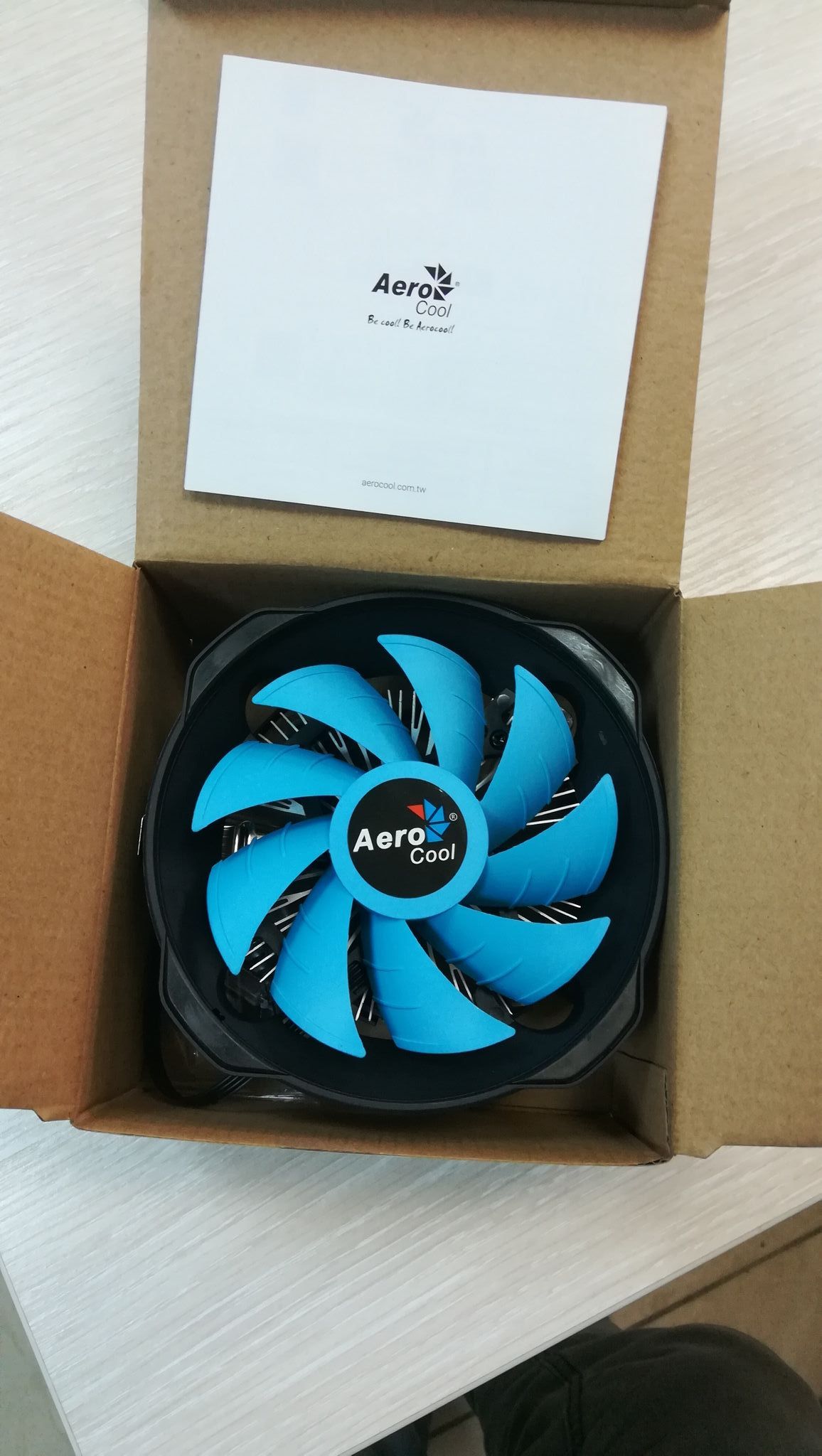 Aerocool bas u 3p. AEROCOOL, bas Aug PWM. Fan for CPU AEROCOOL bas u-PWM. AEROCOOL bas Aug. Кулер CPU AEROCOOL bas Aug.