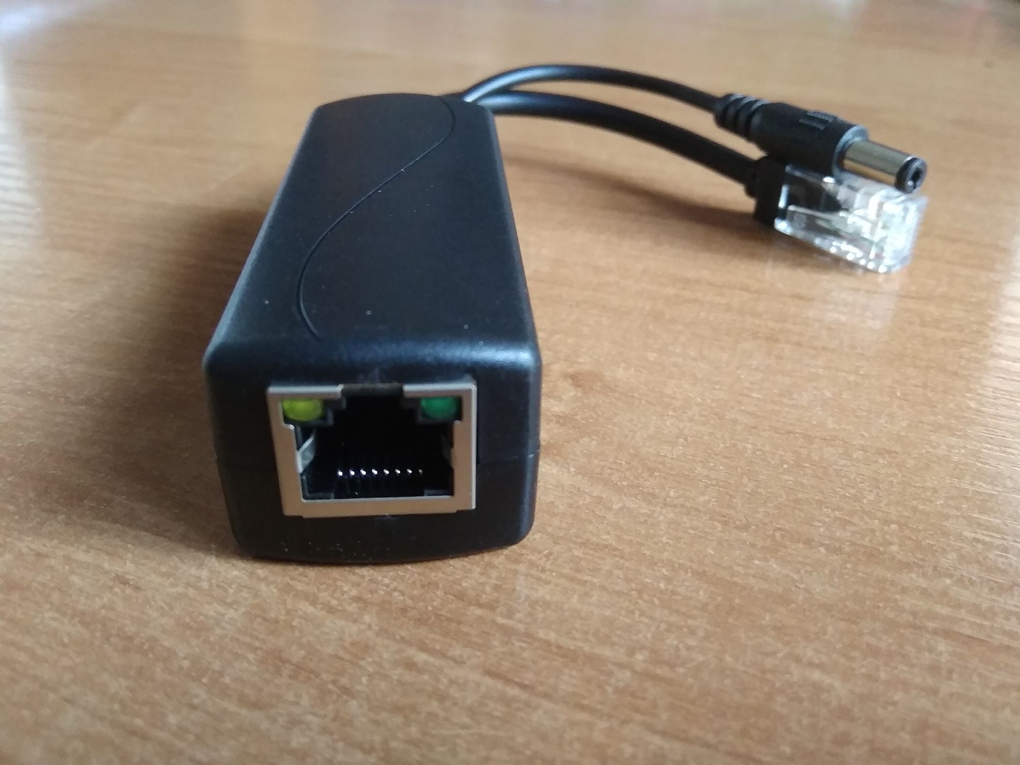 Osnovo poe splitter. Сплиттер OSNOVO POE Splitter/2. POE Splitter/1 OSNOVO сплиттер POE. POE сплиттер на 2 камеры. Сплиттер POE Splitter/2 OSNOVO fast Ethernet.