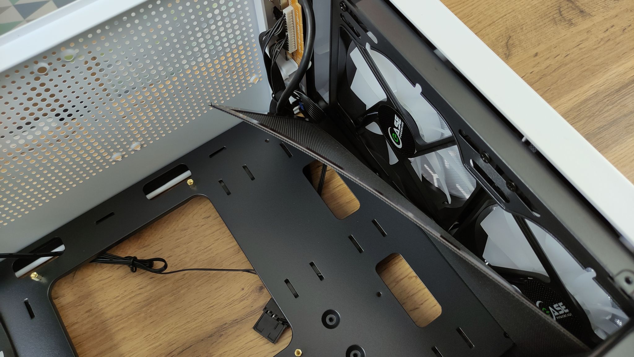 Корпус Powercase Mistra Micro T3W, белый (CMIMTW-L3) — купить по низкой ...