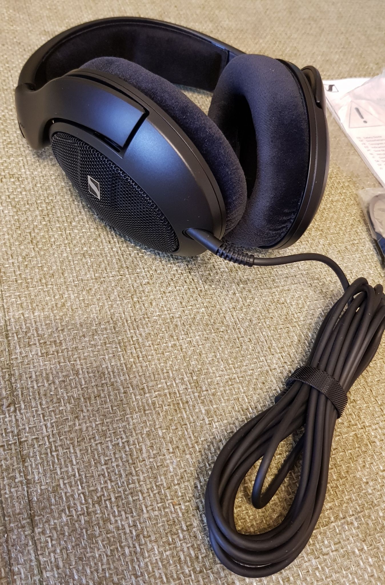 Sennheiser HD 560S ➥ купить за 24950.00 руб. в интернет-магазине