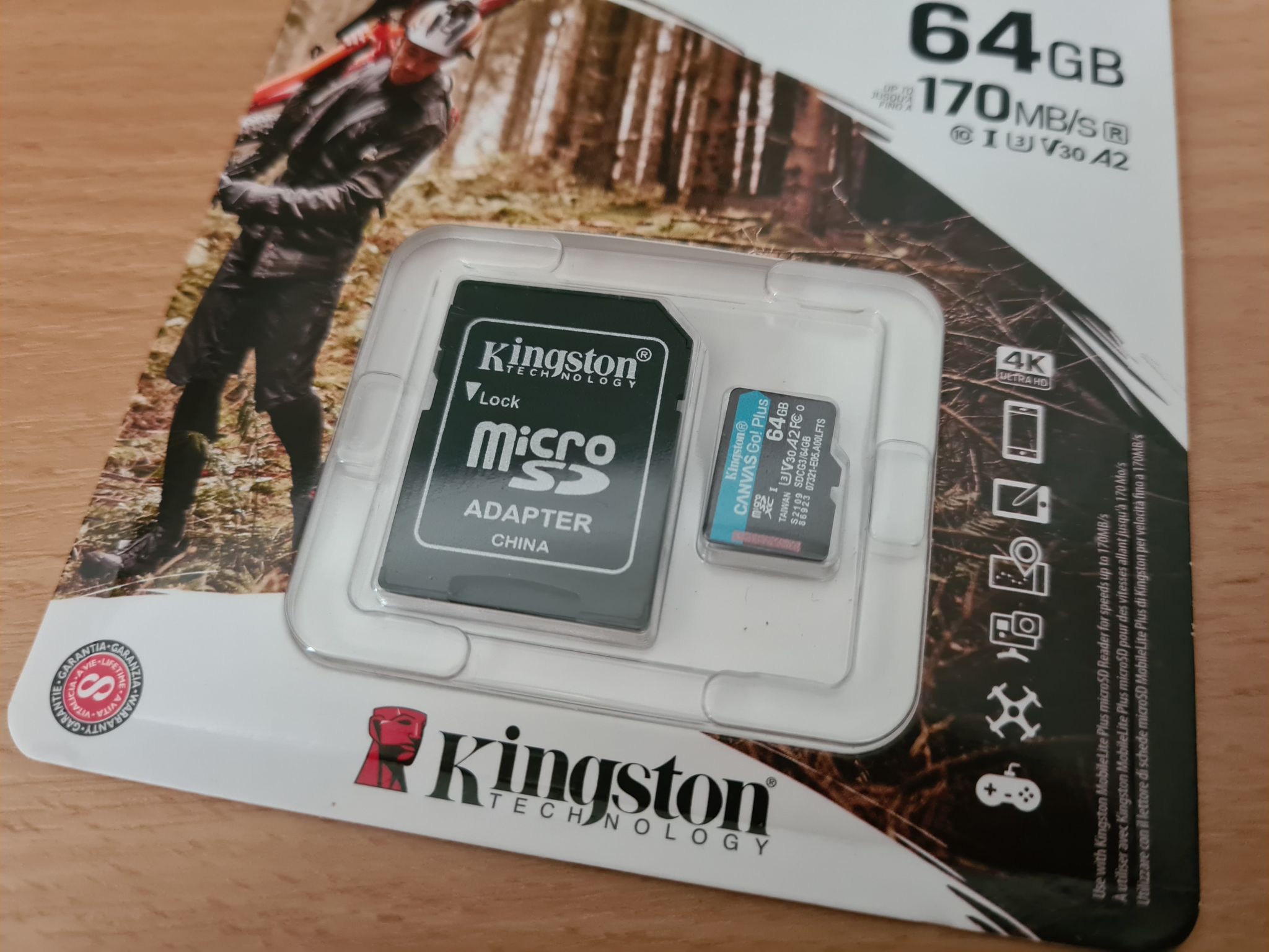 Карта памяти kingston canvas go plus