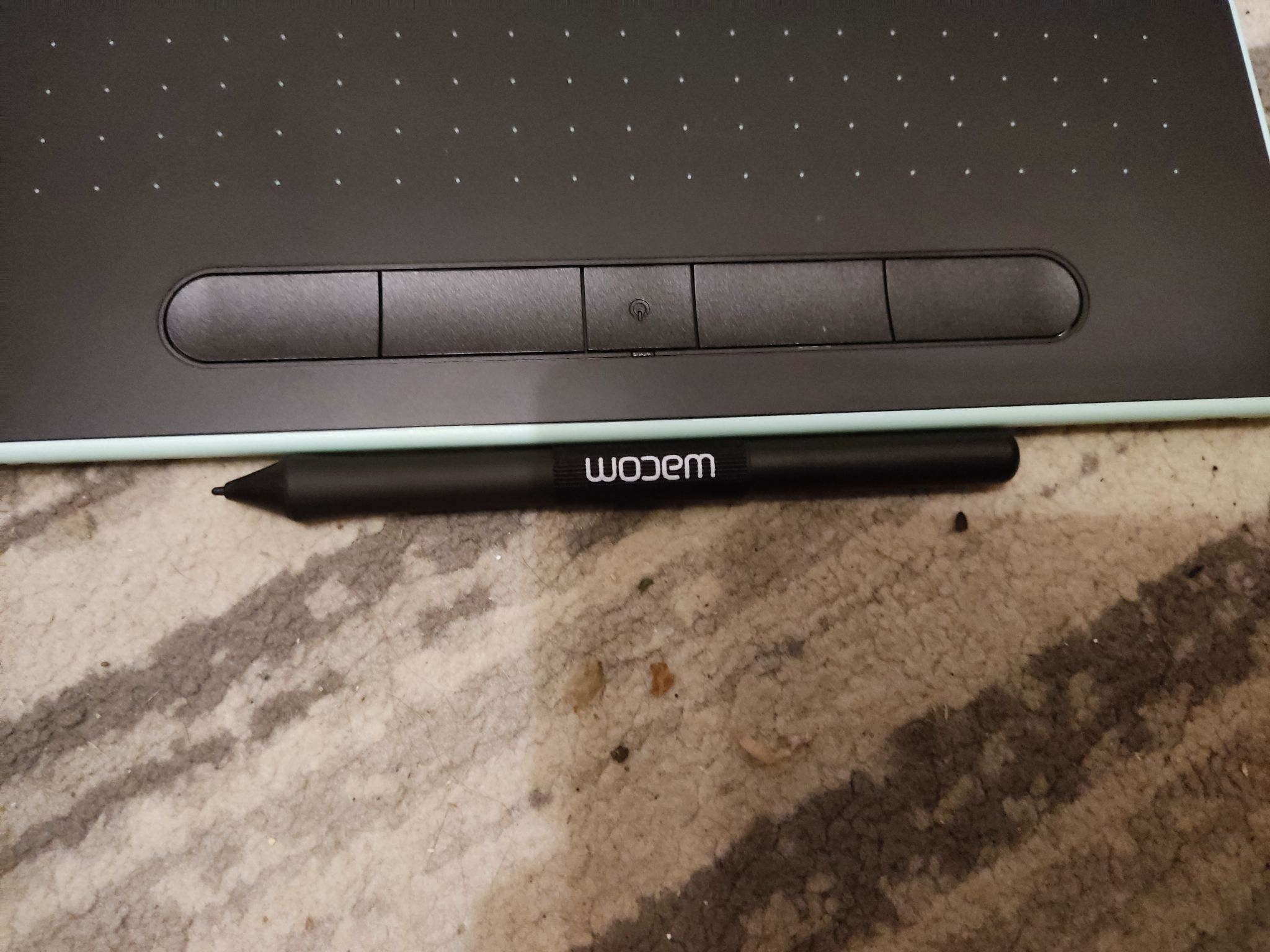 Планшет графический Wacom Intuos M Pistachio CTL-6100WLE-N — купить в ...