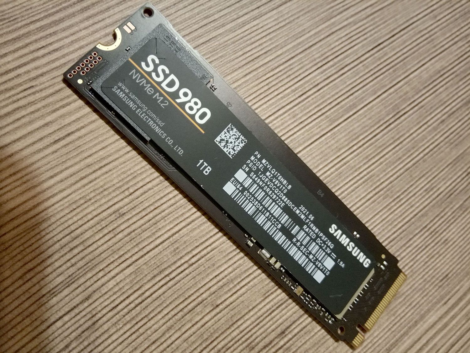 Ssd накопитель samsung 980 m 2 2280. SSD Samsung 980 1tb. SSD Samsung 980 MZ v8v1t0bw. M.2 накопитель Samsung 980. SSD M.2 Samsung 980, 1тб.