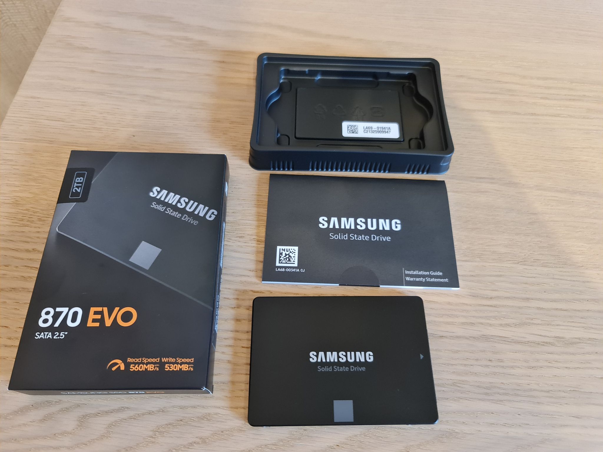 Samsung sata 870 evo купить. SSD Samsung 870 EVO. SSD Samsung 870 EVO 2000gb. Samsung 870 EVO MZ-77e2t0bw/2tb. SSD Samsung 2tb 870 EVO SATA (MZ-77q2t0bw.