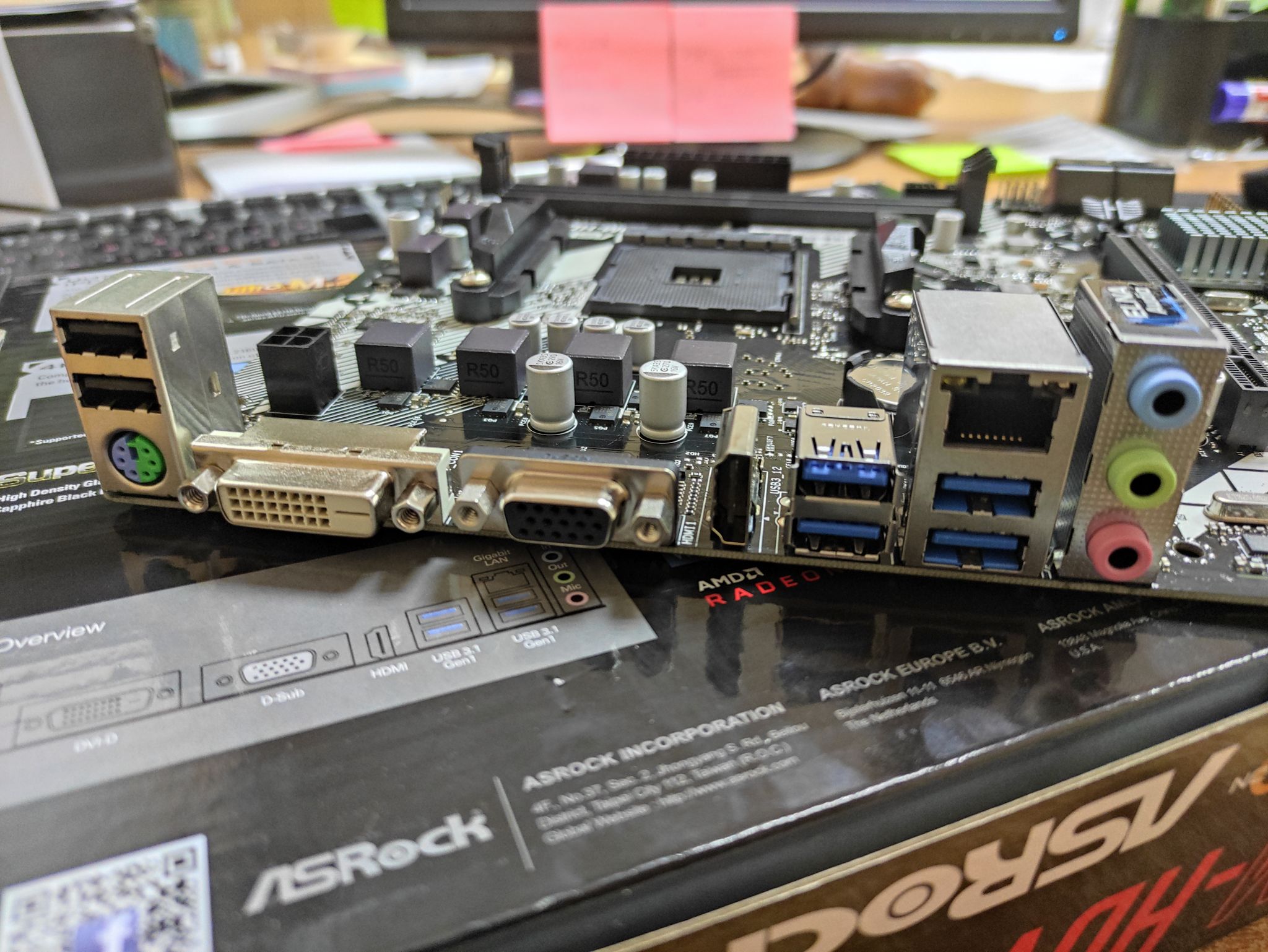 Материнская плата ASRock B450M-HDV R4.0 (AM4, microATX) — купить по ...
