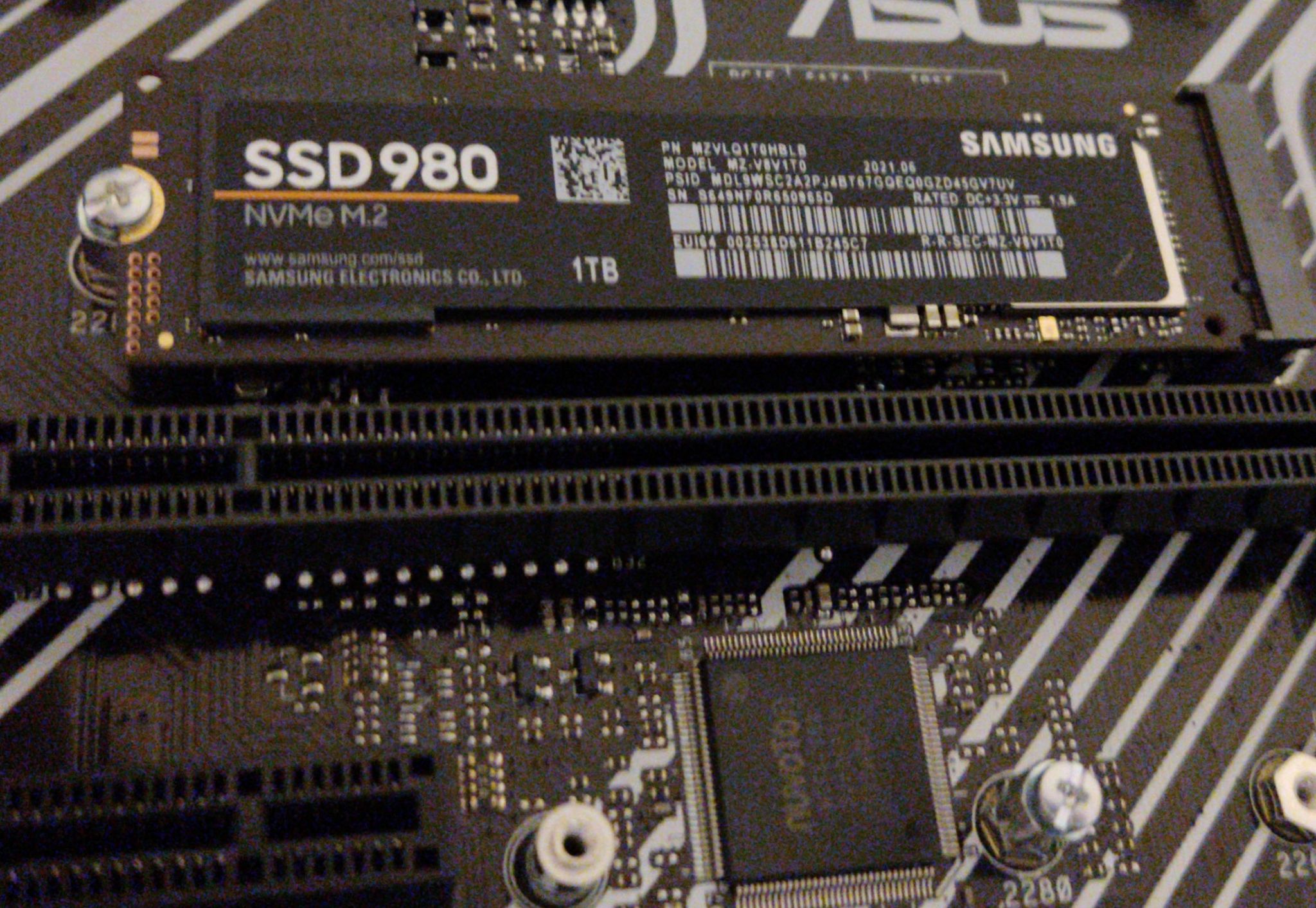 Ssd samsung 980 купить. 1000 ГБ SSD M.2 накопитель Samsung 980. Samsung 1 ТБ M.2 MZ-v8v1t0bw. MZ-v8v1t0bw. Samsung 980 1 TB M.2.