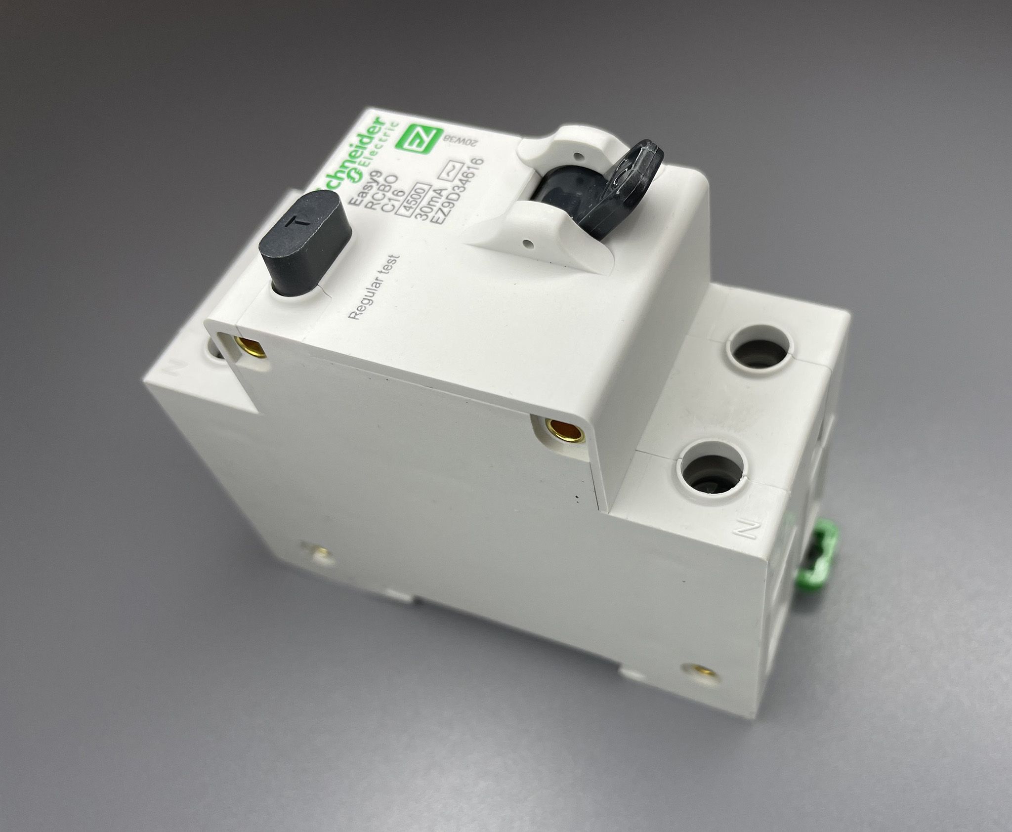 Дифференциальный автомат SCHNEIDER ELECTRIC EASY 9 1P+Н, 30мА, 16А, C, AC, 4,5кА