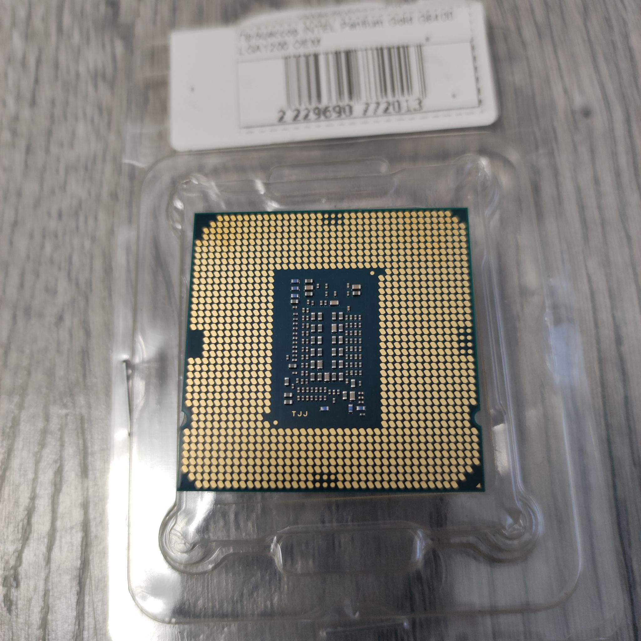 Pentium gold характеристики. Процессор Intel Pentium Gold g6400, OEM. Процессор Intel Pentium Gold g6400, LGA 1200. Intel Pentium Gold g6405. Intel Pentium Gold g6405 lga1200, 2 x 4100 МГЦ.
