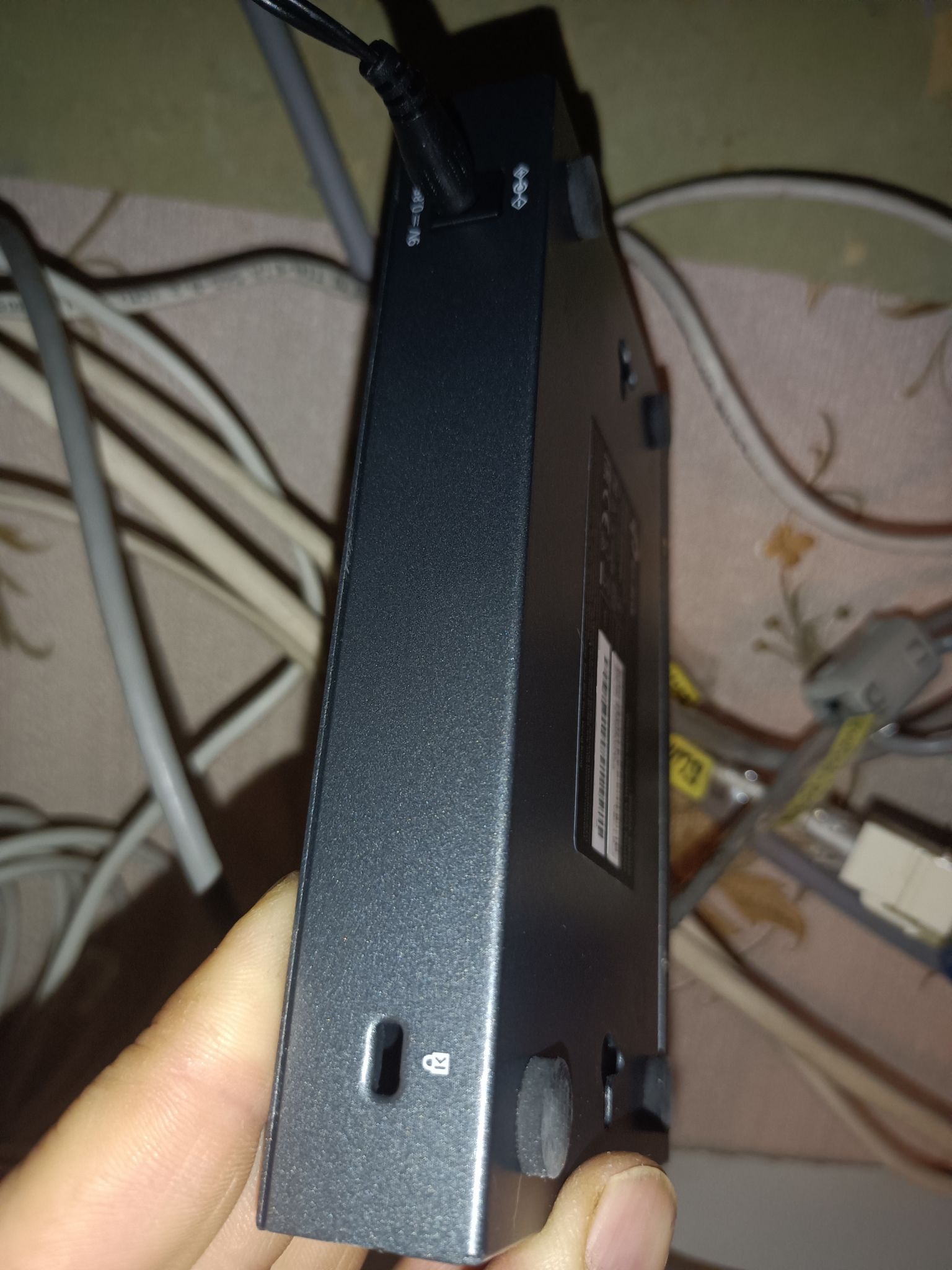 Купить маршрутизатор TP-Link ER605 в интернет-магазине ОНЛАЙН ТРЕЙД.РУ